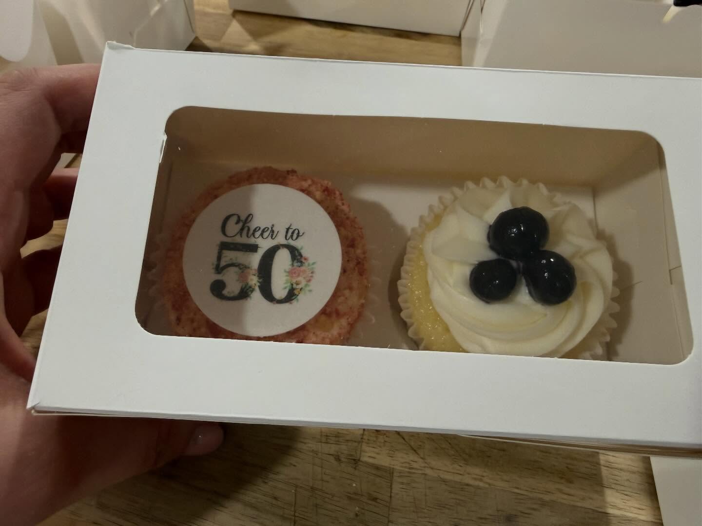 30 lemon/ blueberry & 30 strawberry crunch birthday cupcakes for thank you for coming cupcakes a customer ordered. #adorable #exactlywhatthecustomerordered