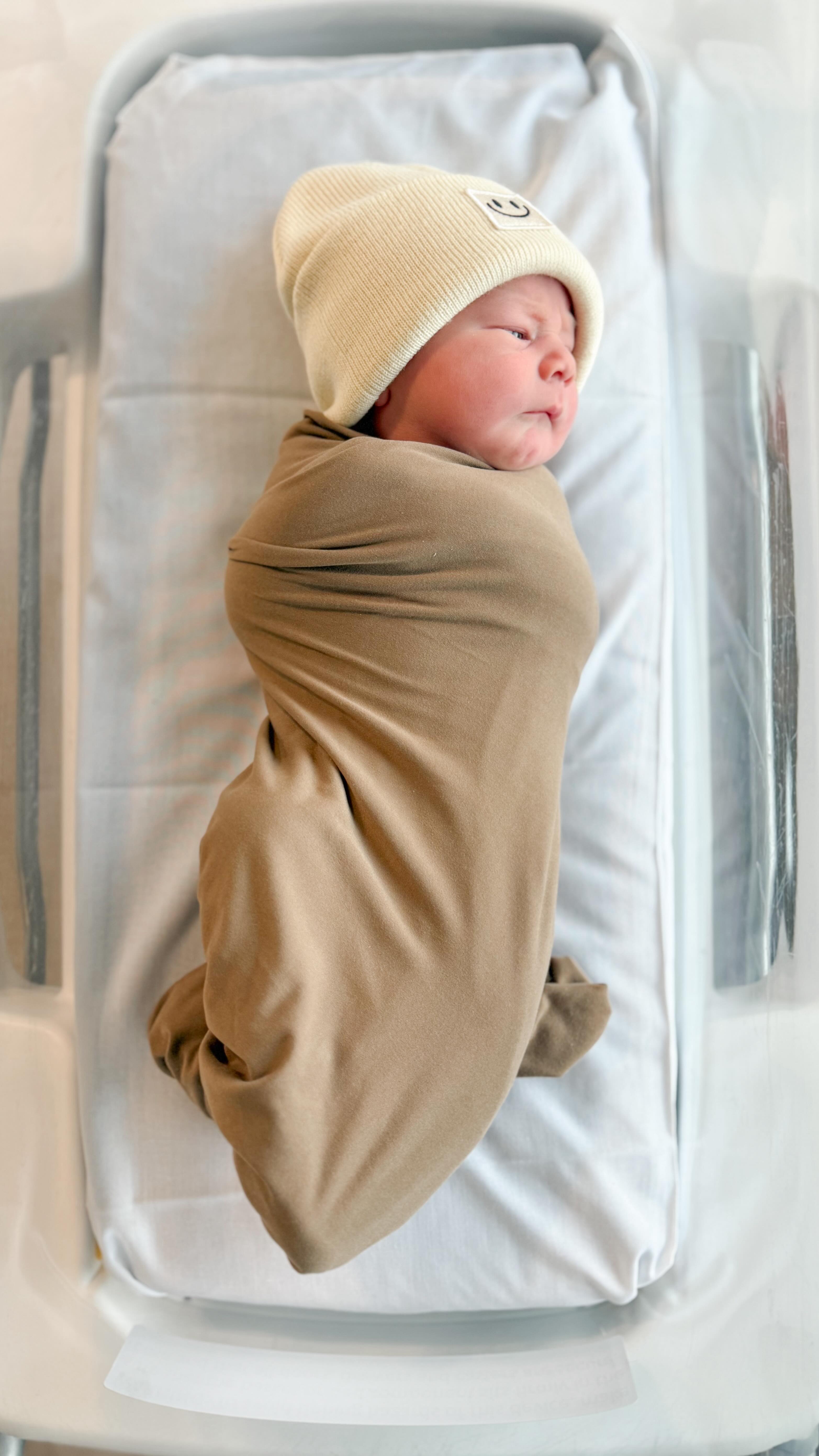 If you are having a baby soon or know someone that is— I’ve been working on something that is so near & dear to my heart— coming so soon! 🫶🏼
#newmoms #fresh48howto #fresh48photography #newbornphotography