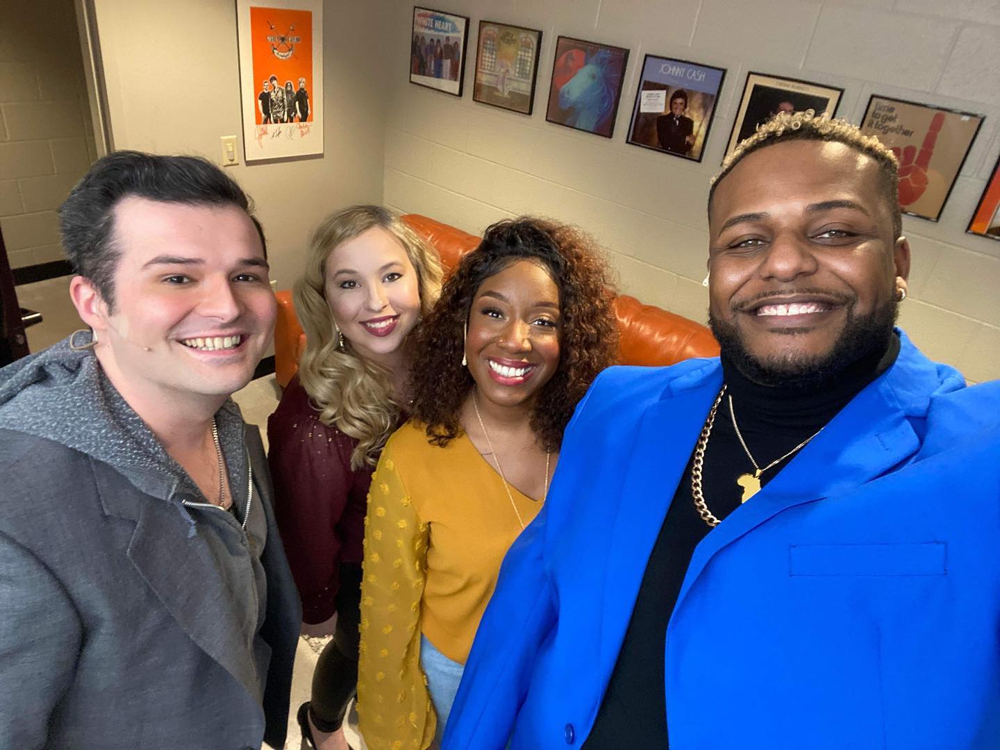 Happy Opening Night!! What a great way to start this show run of Songs for A New World and be able to share it with these lovely folks. Can’t wait to share more moments with the rest of our amazing cast! 🎭🎤🎶 #musicaltheatre #singer #livetheatre #performance #jasonrobertbrown #entertainment #music #songsforanewworld #theatre