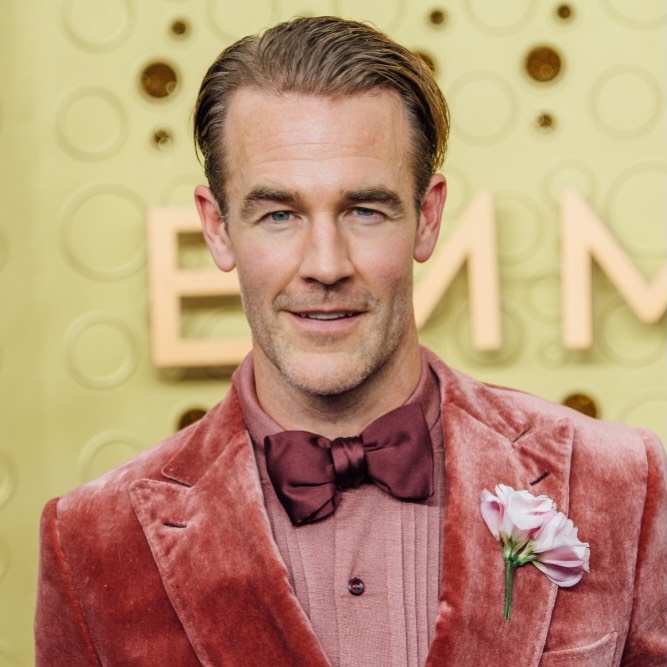 So many of us felt like we grew up with him. Watching his cancer battle these last few years was nothing less than inspiring. He handled it with grace, patience, and hope. Thinking of his family today, especially his kiddos, who I know are missing their dad terribly. #ripjamesvanderbeek