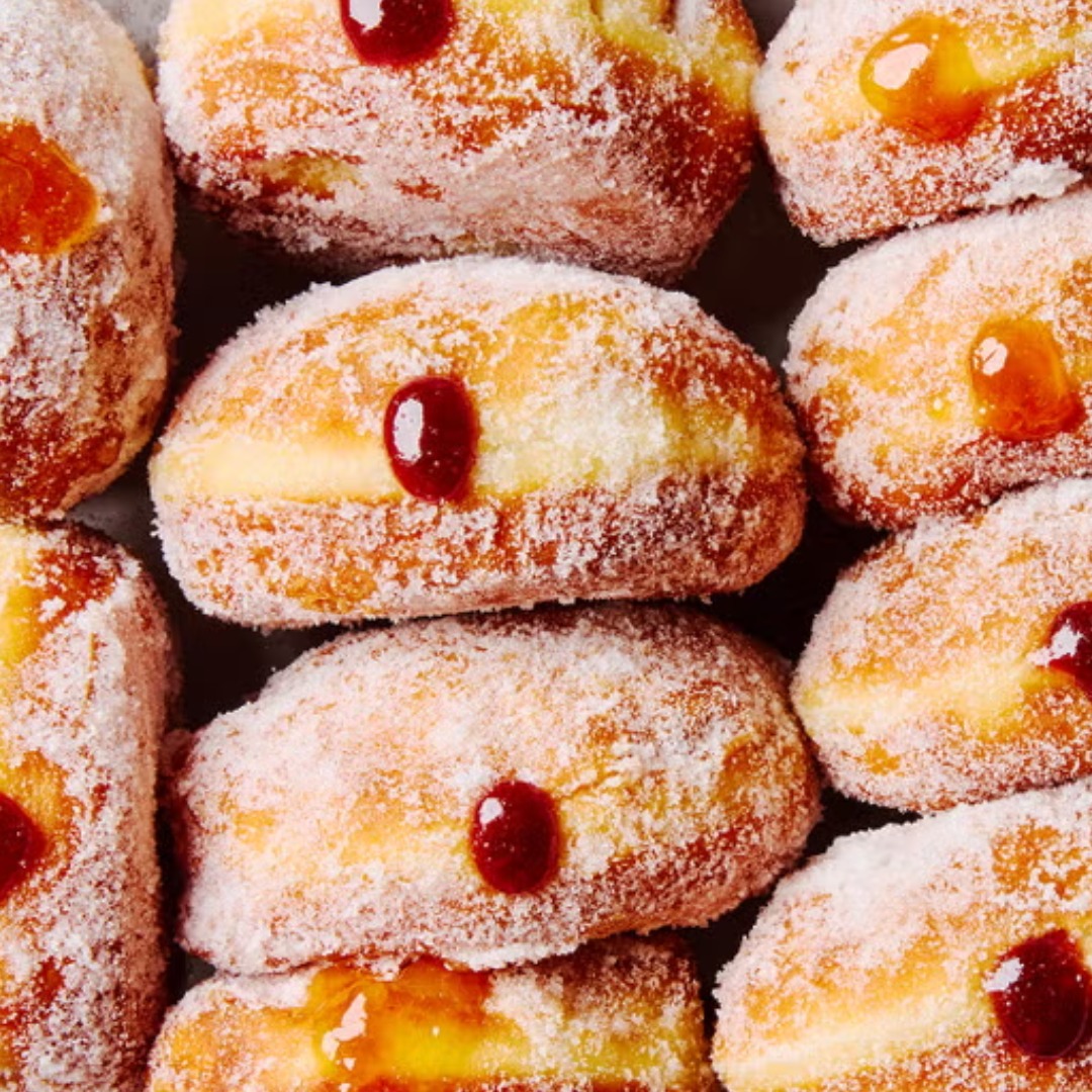 FAT TUESDAY
Live it up! Paczki for everyone.
#paczki #fattuesday #mardigras #pittsburgh #tradition #edgewood #edgewoodclub #liveitup