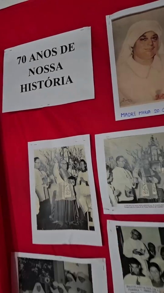 70 anos de uma história escrita com fé e união! ⛪️🙏
Dia 11 de fevereiro, celebramos o septuagenário do nosso Instituto, honrando as raízes que nos trouxeram até aqui e as pessoas que mantêm essa chama acesa. Foi uma noite de cantos, homenagens e, acima de tudo, muita gratidão pelo caminho percorrido desde 1956.
Assista para sentir um pouco da energia dessa celebração e ver os rostos que fazem o Instituto das Apóstolas do Cenáculo ser uma verdadeira família.
Qual a sua lembrança mais marcante com a nossa comunidade? Conta aqui nos comentários! 👇
#ApostolasDoCenaculo #Aniversario70Anos #JornadaDeFe #MissaComemorativa #Legado