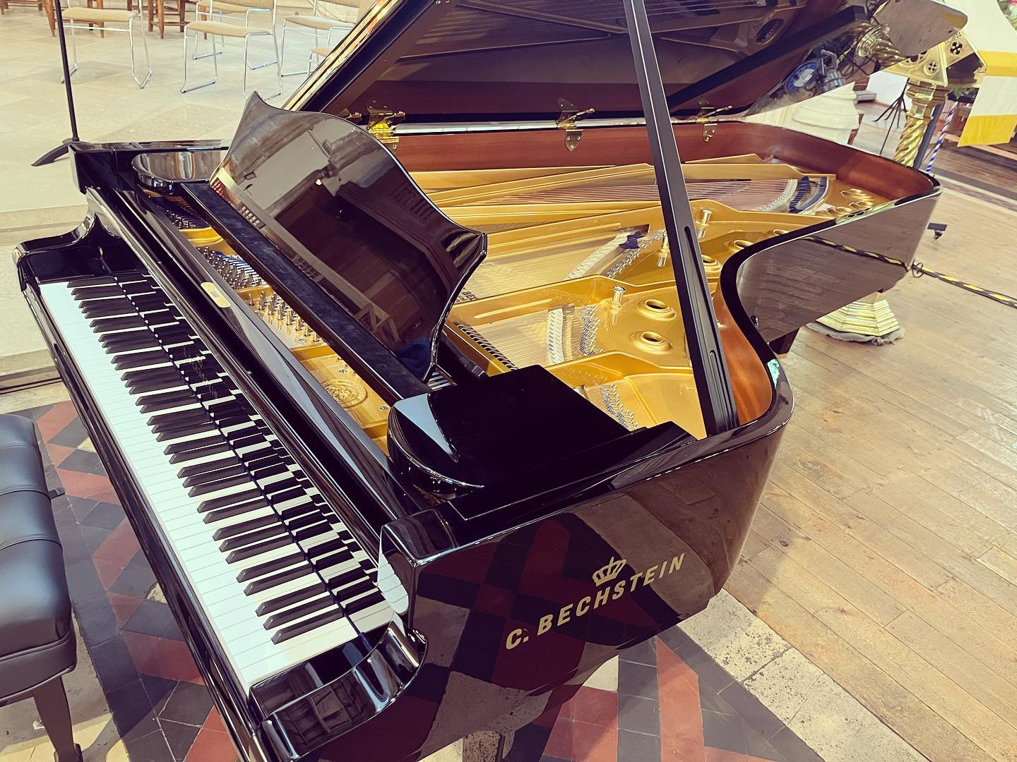 Took a couple mins to walk the length of this Bechstein