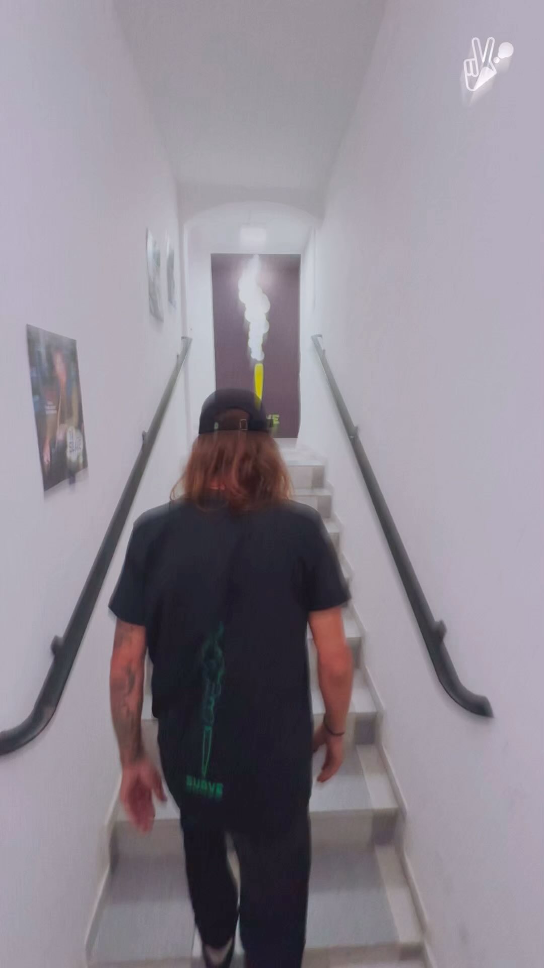 Surfistão na área! 🏄♂️⚠️
O nosso parceiro @mrronshaper chegou pra somar no nosso time com estilo, lifestyle e aquela energia de quem vive o mar de verdade. 🌊
Bem-vindo pra família Suave Marron! ✌️
