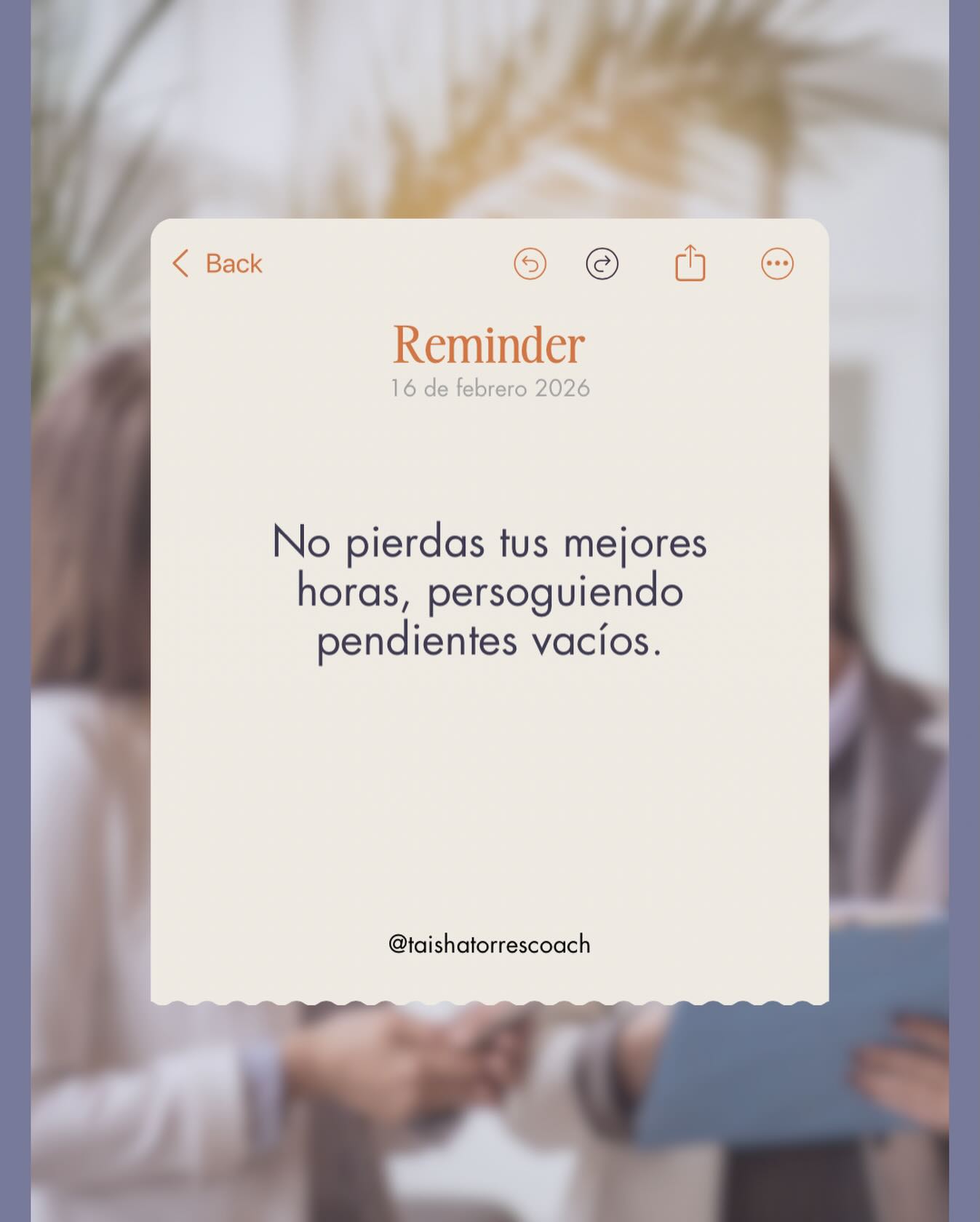 ¿Pasaste toda la mañana “haciendo cosas” y sientes que no avanzaste en lo importante?
No es falta de productividad, es dispersión disfrazada de compromiso.
💡 Tu mejor energía está en la mañana: protégela para lo que realmente importa.
Antes de abrir el correo o el celular, pregúntate:
👉 ¿Cuál es la tarea que hará avanzar mi día?
Las tareas pequeñas pueden esperar. Tu enfoque no.
💬 Cuéntame: ¿qué tareas vacías te roban más energía en la mañana?
📌 Guarda este post para recordarlo antes de empezar tu día.
#productividadconsciente #enfoqueproductivo #claridadmental #gestiondeltiempo #vidasintencional