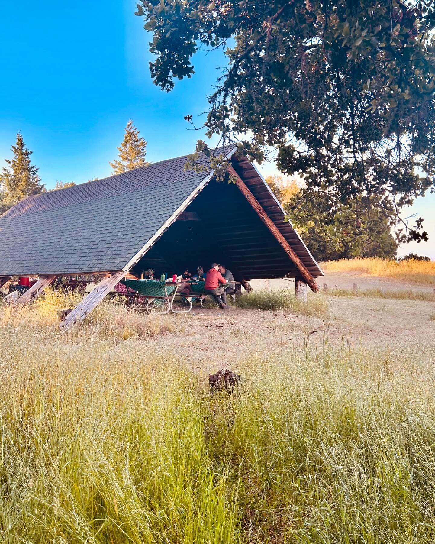 Camp Tamarancho has several A-frame structures. They serve as the central hub, dining hall, meeting point and much more for the camp outs 🏕️