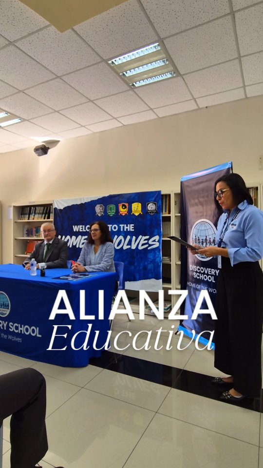 Expanding Horizons: A New Chapter in Global Education 🇫🇷🌍
Discovery School proudly strengthens its academic program through a strategic partnership with the Alianza Francesa de Tegucigalpa. We were honored to be accompanied by His Excellency Cédric Prieto, French Ambassador to Honduras, and Madame Isabelle Diris, President of the Alliance Française in Honduras, for this meaningful occasion. @afdetegucigalpa @ambassadedefranceauhonduras
This collaboration opens new doors for our students — enhancing French language learning, deepening cultural understanding, and reinforcing the global competencies needed in today’s world.
More languages.
More culture.
More global opportunities.
At Discovery School, we continue preparing our students not just for the future — but for the world.
#DiscoverySchoolTegucigalpa #GlobalEducation #AllianceFrançaise #Multilingualism