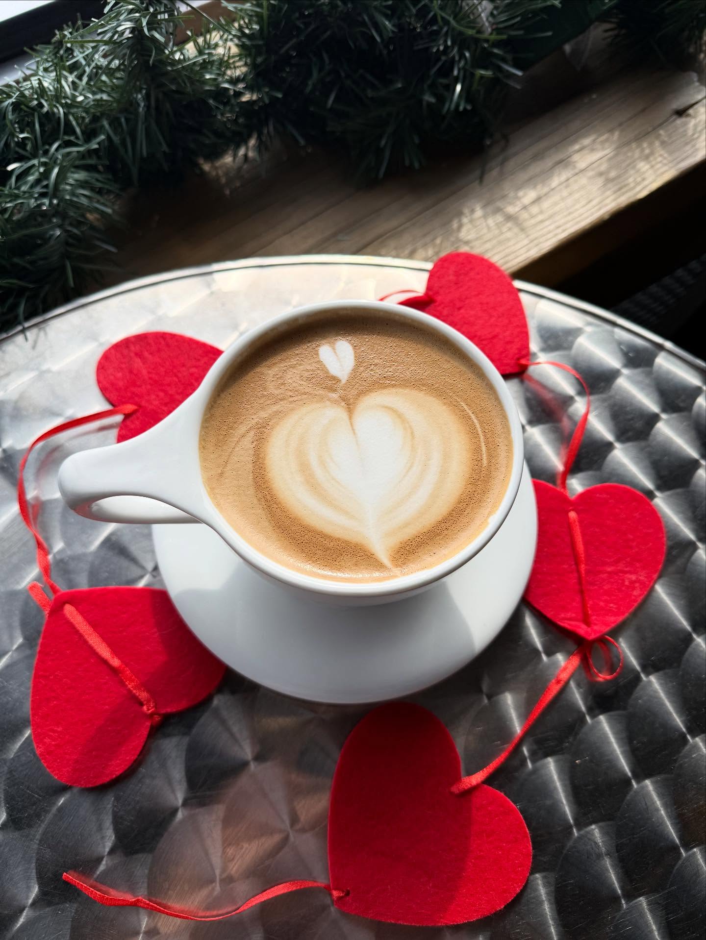 There’s nothing we love more than our amazing staff and customers, but a delicious latte is definitely up there! 💗💞💖❣️💓