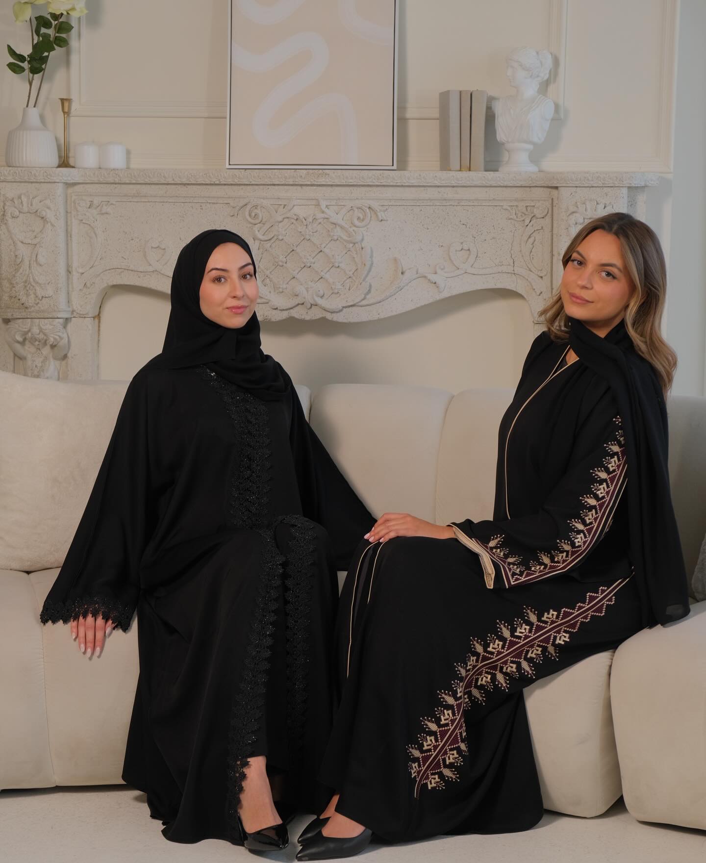 Des silhouettes intemporelles, inspirées de notre héritage et pensées pour accompagner vos moments les plus précieux.
Ramadan 2026
#mhcollection #abaya #modestfashion #ramadan2026 #montrealfashion