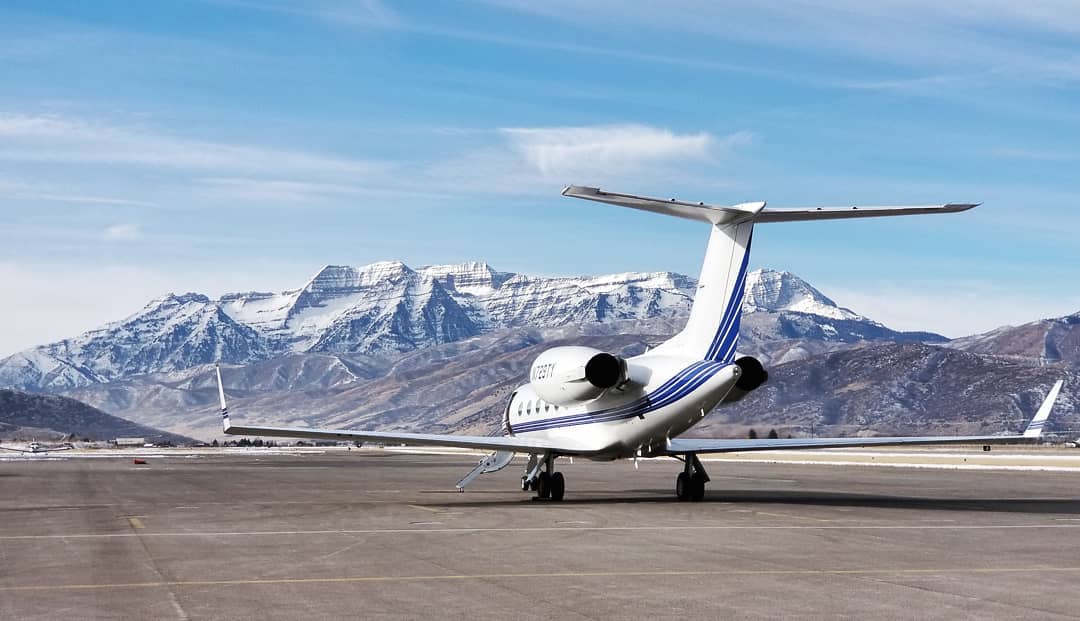 We can pull right up to your jet when you land. What a view from the Heber private airport!!