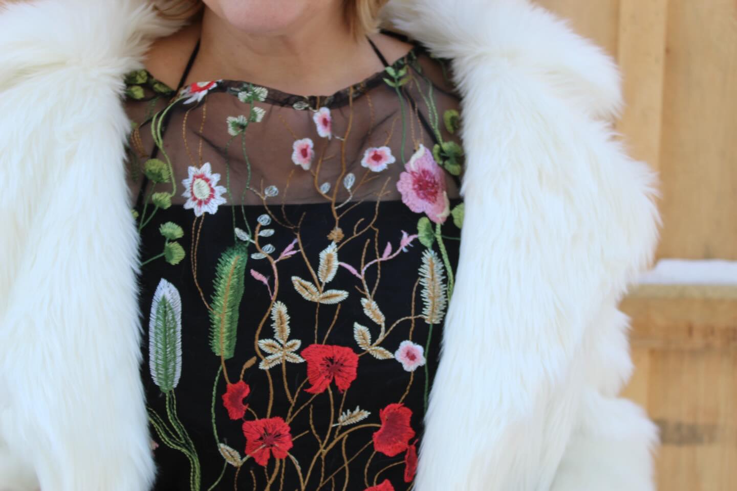 Florals & Faux Fur
See you Saturday 11am-3pm
@ebbandflowfiberarts in Blue Hill
#floral #fauxfurcoat #oneofakind #maine #popup