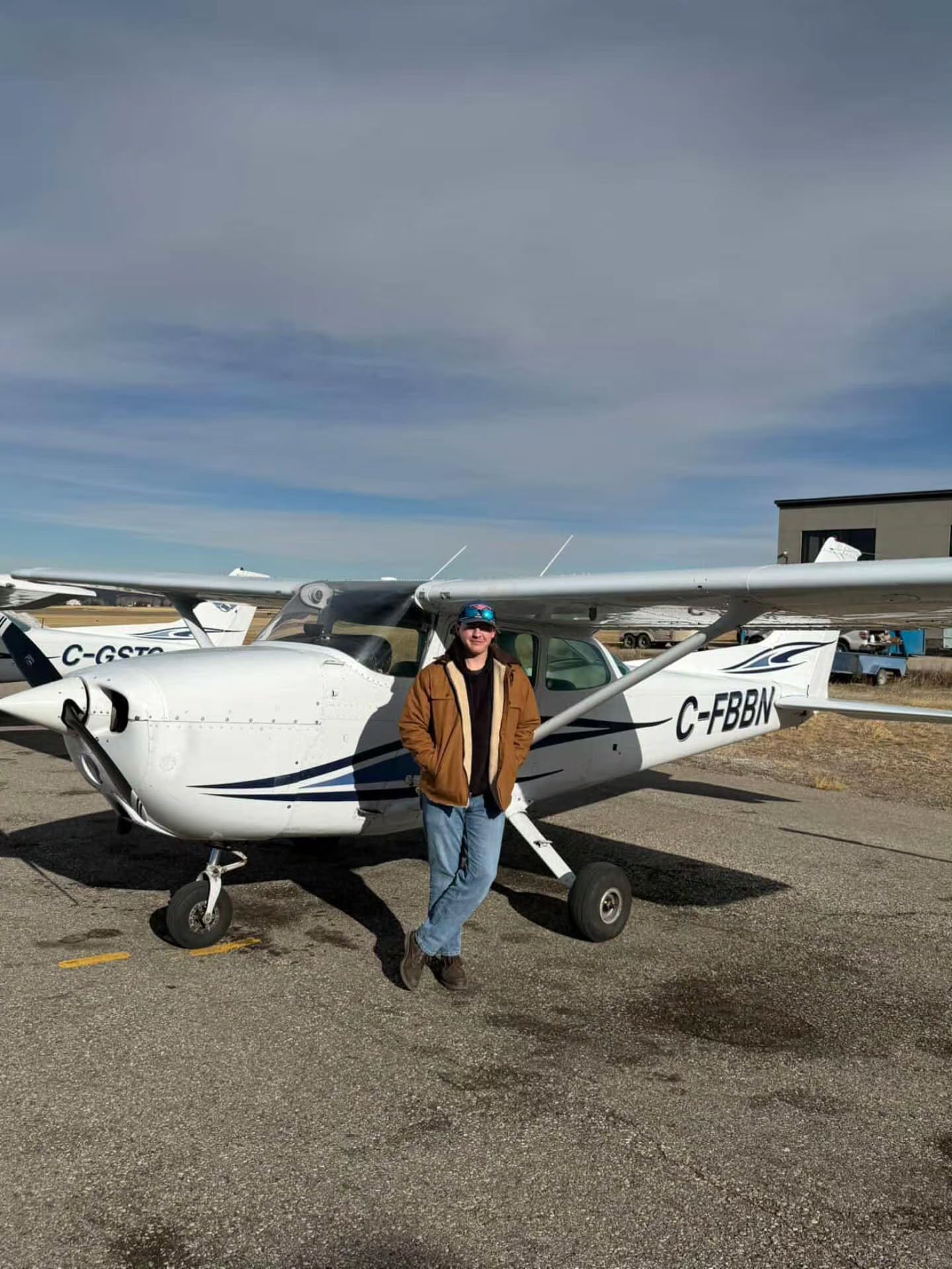 Last week, Ty took to the skies and crushed his CPL flight test! Way to go Ty!!!
.
.
.
.
#cpl #flightschool #c172 #albertaaviation #calgary