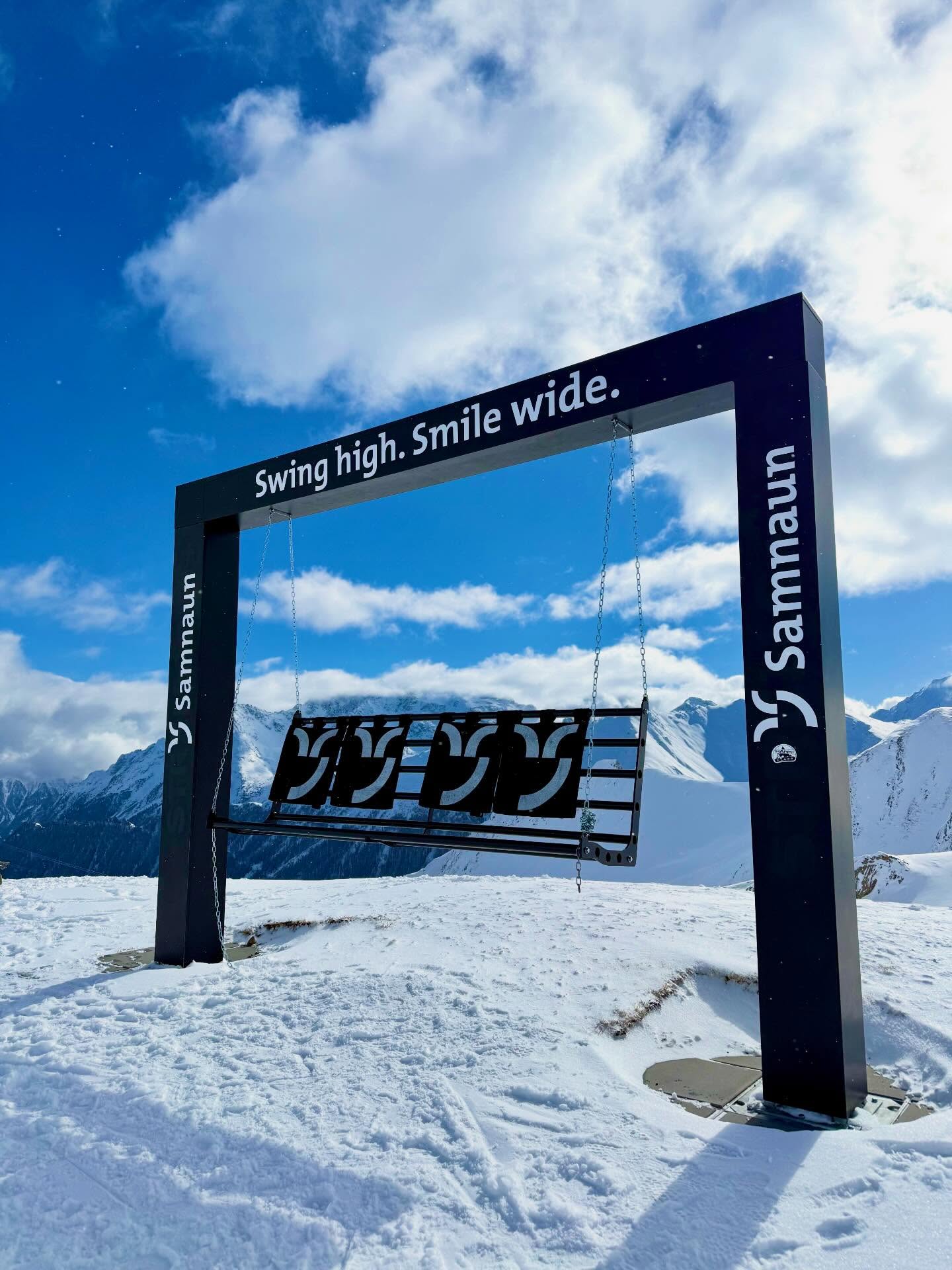 Time to swing #ischgl #austria #skiaustria🇦🇹 #travelbloggers #retireandtravel