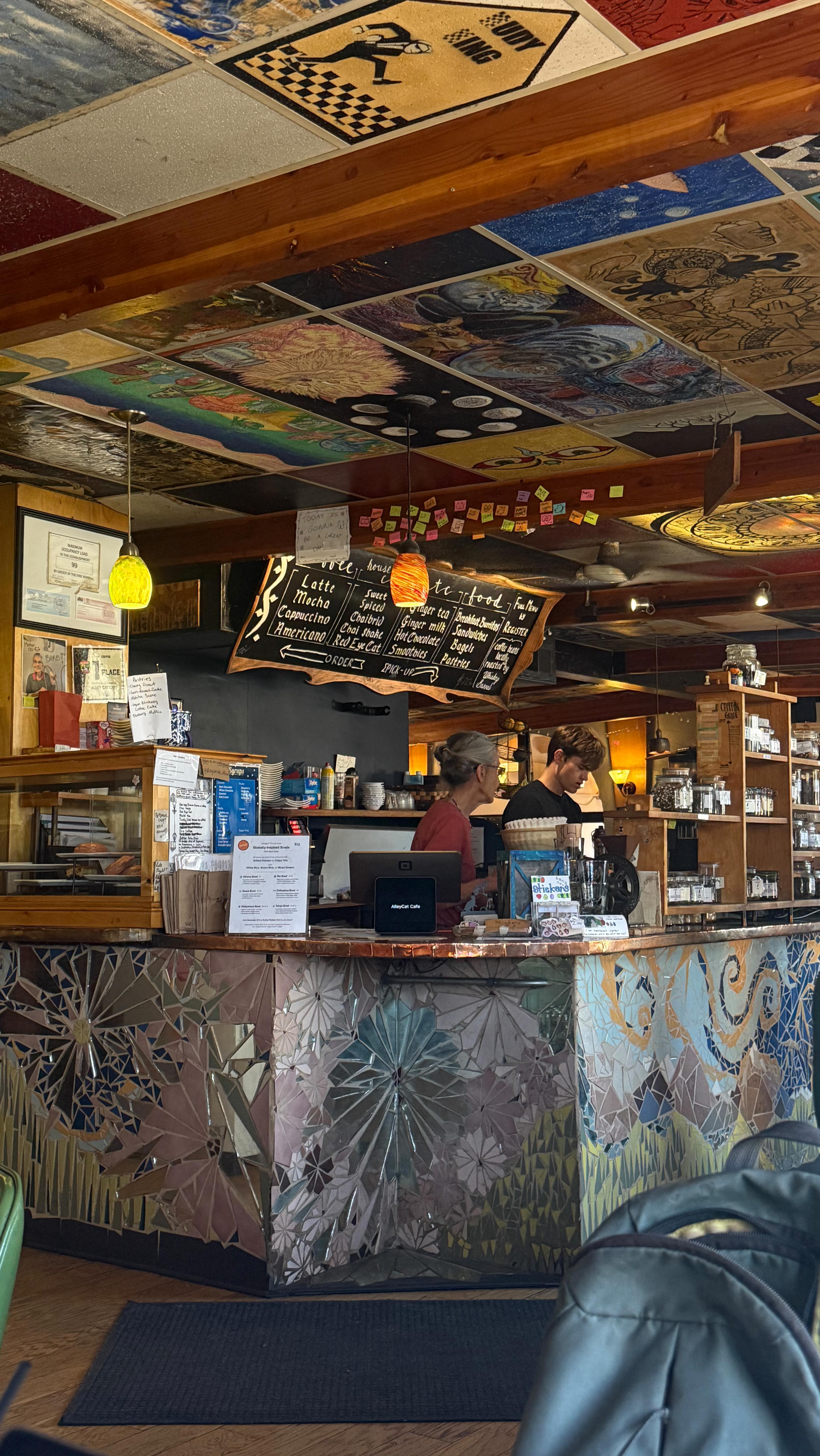 Happy Chai Tuesday 🐱🐱