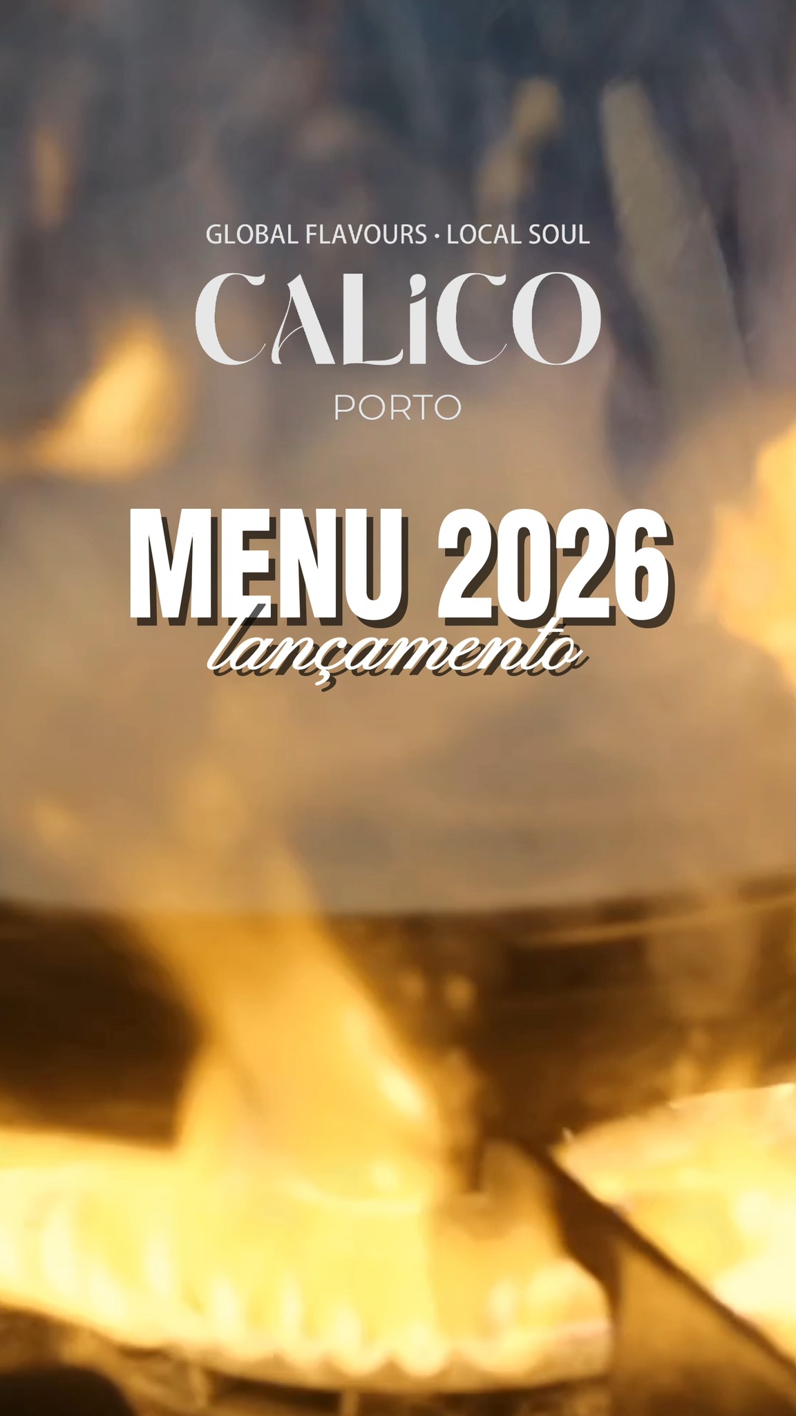Neste sábado, 07/02, o Calico lança oficialmente o novo Menu Inverno 2026.
Uma carta pensada para a estação, com novos sabores e pratos que passam a integrar o menu, como a Corvina ao Maracujá, o Atum Crocante de Sésamo, a Picanha em Sashimi com puré trufado, o Risoto de Cogumelos Silvestres e o intenso Caril de Alcatra, preparado lentamente com especiarias indianas.
Entre as entradas, destaque para o Ceviche com banana frita e milho-choclo, os Camarões Tandoori com salsa de manga e ananás e os Brócolos Salteados sobre húmus de grão-de-bico e beterraba — opções ideais para partilhar e explorar o novo menu.
Na mesma noite, o jantar será acompanhado por fado ao vivo com Ana Cesar e, mais tarde, pelo ambiente do DJ Gio Ribeiro no bar.
Novo menu, música ao vivo e a experiência Calico para começar o inverno como deve ser.
As reservas já estão abertas e são recomendadas.
Rua da Meditação, 70 — Porto.
#calicoporto #bar #restaurante #menu