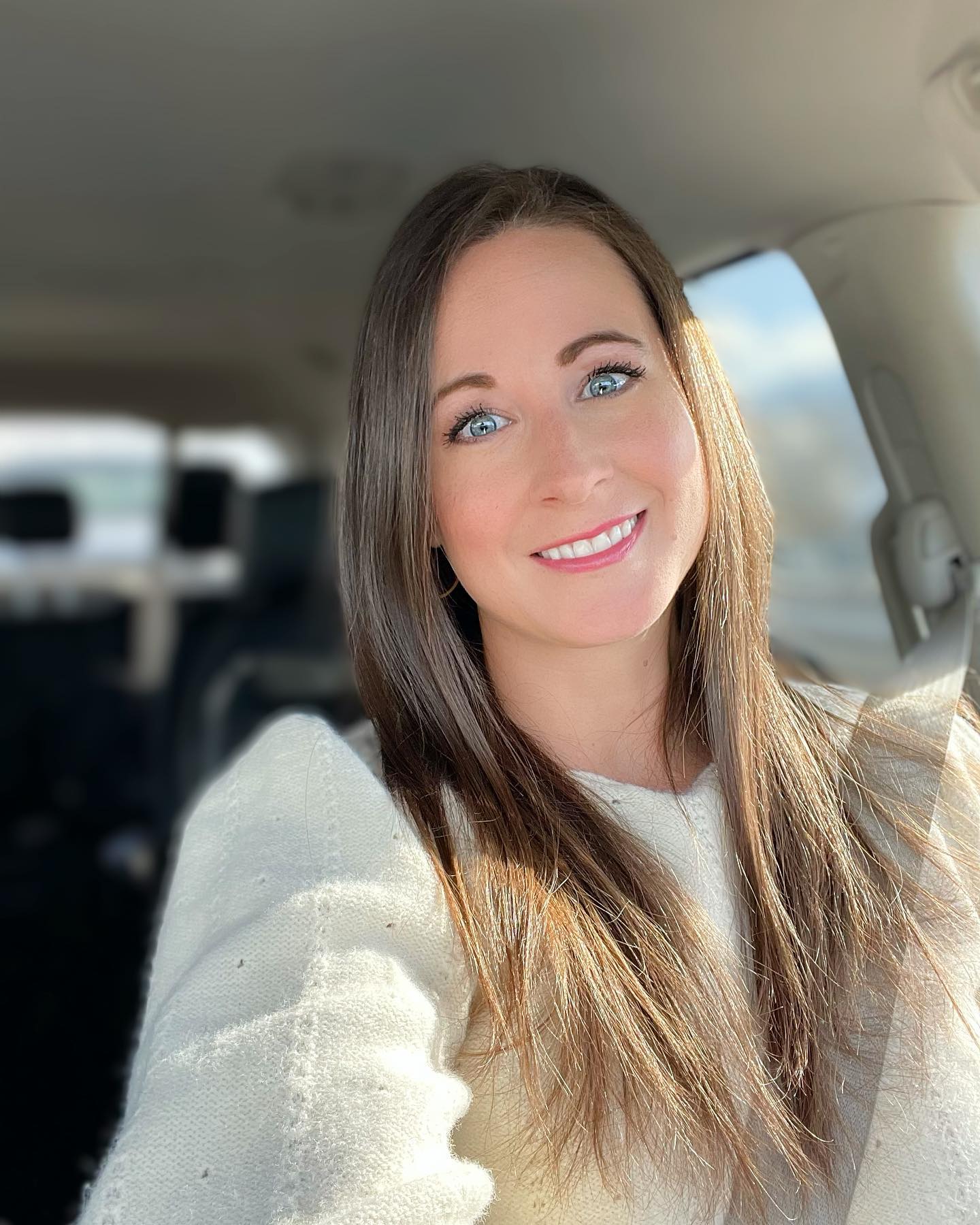 Today was a day of healing both body and spirit. Lots of tears. But I love days like these because I know that after the healing comes a lot of insight. My heart and mind open up to new patterns and truth. And my soul rushes into a new existence. It’s exhilarating.
#growth #growthmindset #therapy #facingfears #spirit #spiritualawakening #cry #forgive #forgiveness #chronicpain #become #grow #soul #soulawakening #mindwork #youcandoit #pain #emotionaldamage #emotionalpain #hope #heal #healingjourney #healing