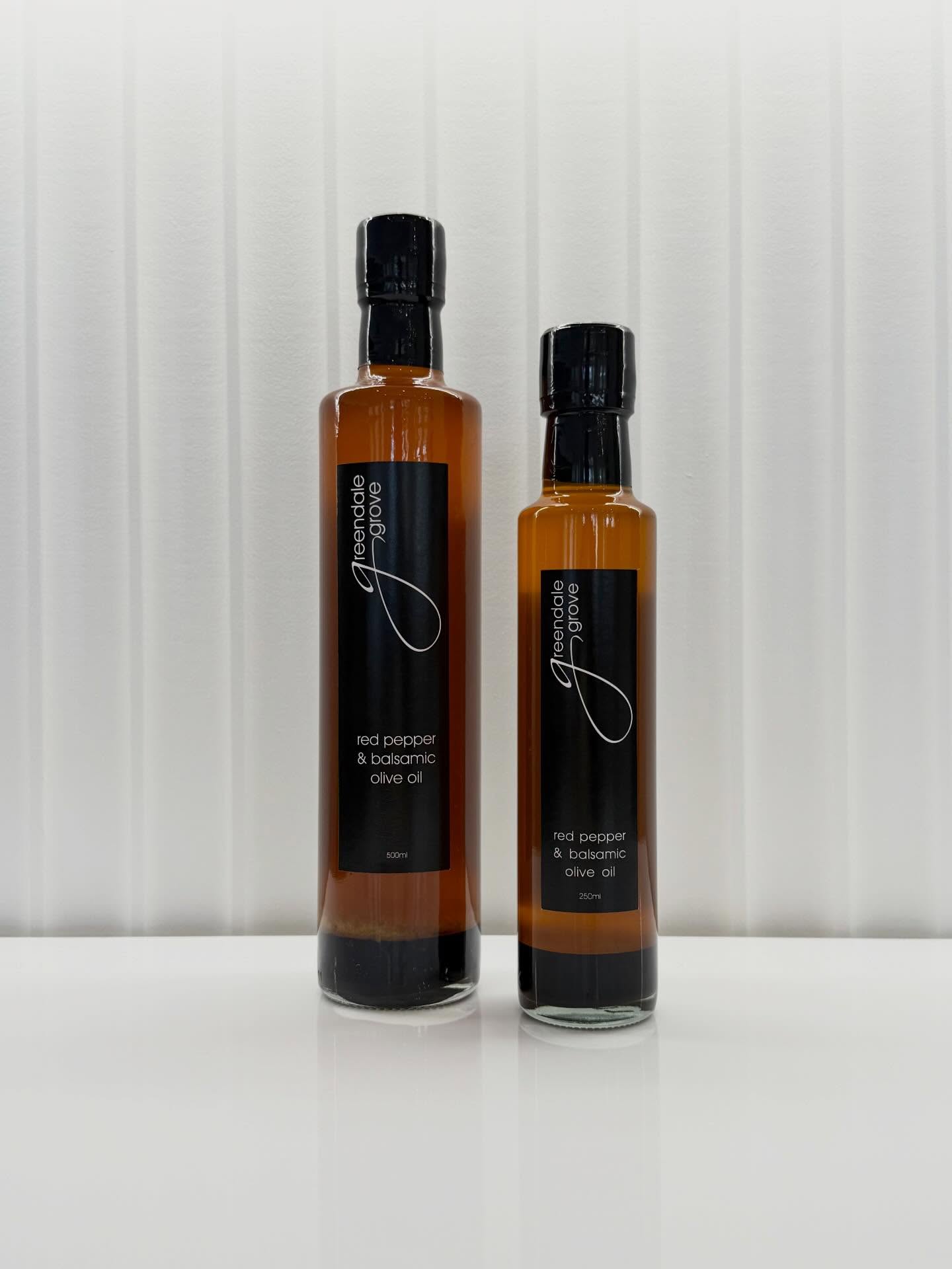 🌶️ Greendale Grove Red Pepper & Balsamic Olive Oil 🌿
Bold, beautifully balanced and made with heart.
Our Red Pepper & Balsamic Olive Oil is crafted onsite by Rob, using our estate-grown, cold-pressed extra virgin olive oil — a true reflection of our family, our land and years of dedication.
Rich balsamic sweetness meets a gentle red pepper warmth, creating a versatile oil you’ll reach for again and again.
Perfect for:
• Drizzling over roasted vegetables
• Finishing grilled meats or seafood
• Tossing through fresh salads
• Pairing with crusty bread & antipasto
• Elevating simple pasta dishes
Family owned. Family grown. Thoughtfully made — from grove to bottle.
Available to purchase from our shop at
Olivehouse at Greendale Grove
📍 7230 Goulburn Valley Hwy, Kialla West
As we don’t have set opening hours, please contact Jacqui or Rob before making a special trip.
📞 03 5823 2785
📧 info@greendaleolives.com.au
Simple ingredients. Crafted with care. Finished beautifully.