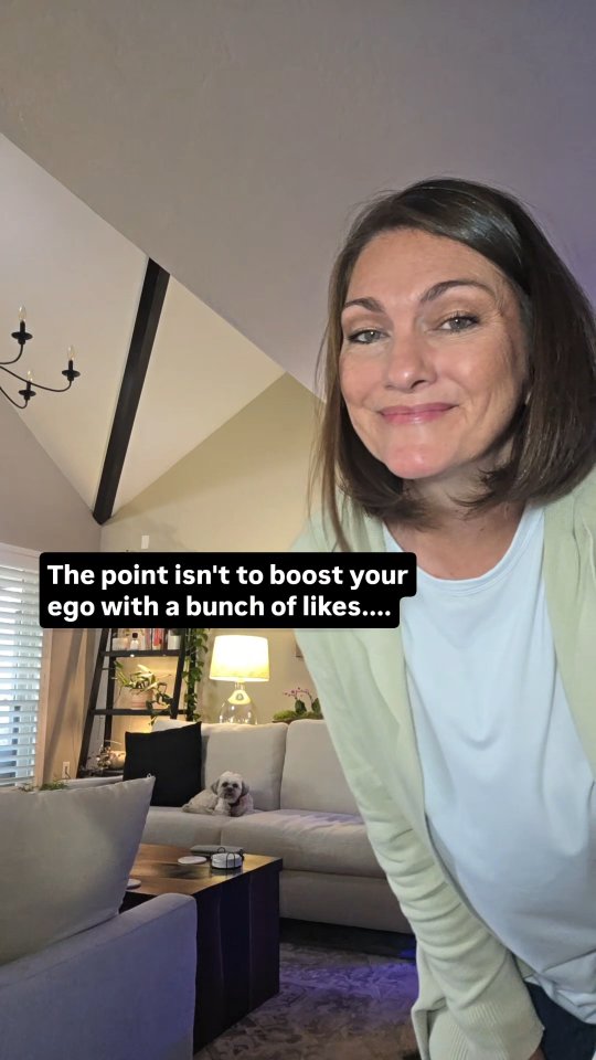 Not gonna lie, the likes are nice but they don't pay the bills. Actual clients do! And if you're a business owner, you don't need likes a much as you need leads.
Of course we're going to create content that is entertaining and makes people stop and listen. But our main goal is to create content that builds awareness and trust and make you the go-to designer. Because that's the point, right?
If you want to know how to turn those likes into leads, then hit follow and let's be friends.