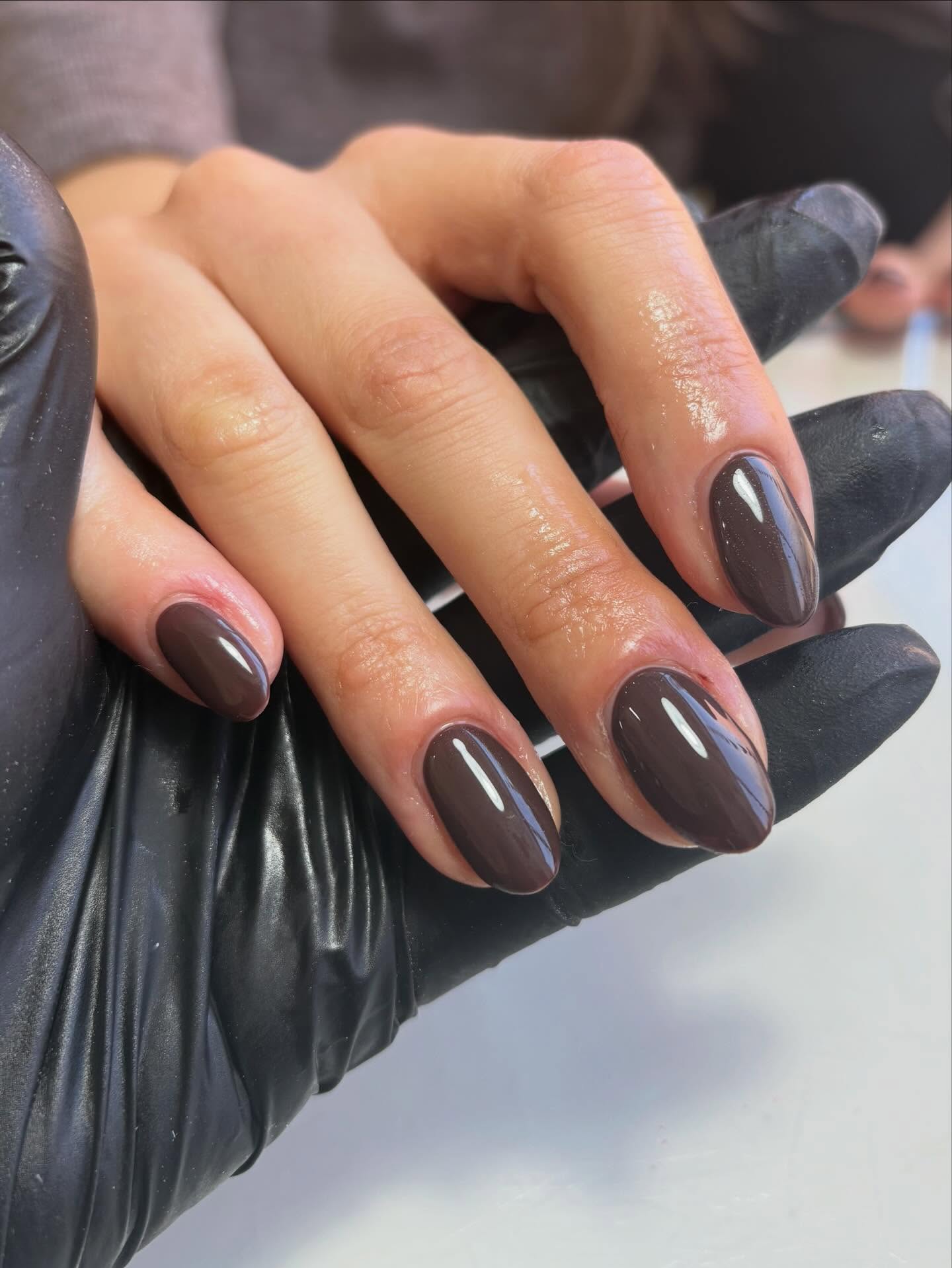 π€ Espresso Martini πΈ
@twenty.pro.official
#walsall #walsallnails #walsallbeauty #twentypro #brownnails