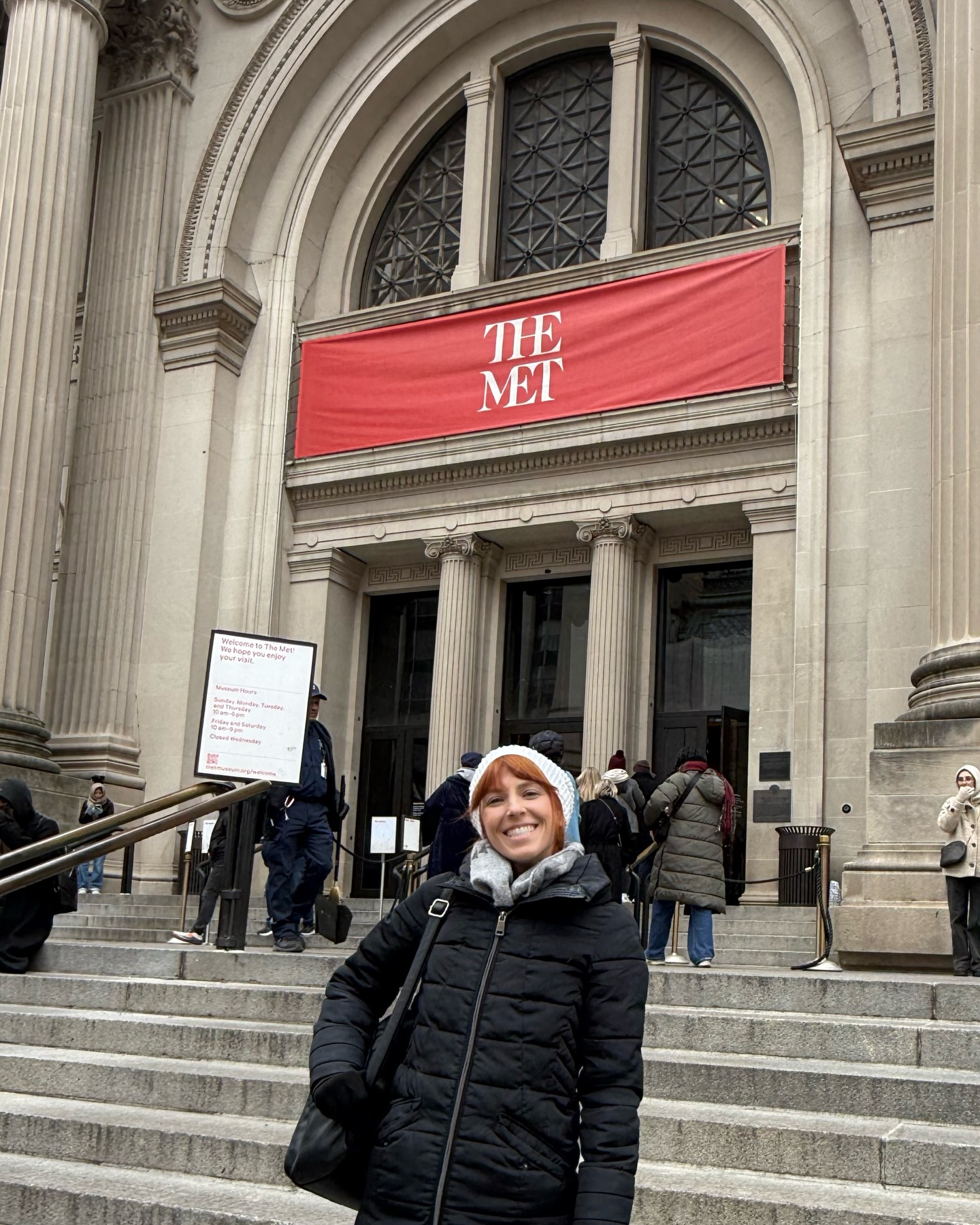 NY, NY! Take a peek at some of my favs from my visit to the Met! There is nothing more artistically inspiring for me as a trip to an art museum where I can drool over the true masters brushstrokes! Which one of these is your fav?? Do you enjoy paintings or sculptures more?
#emilyfossumart #themet #artmuseum #artinspirations #artmasters