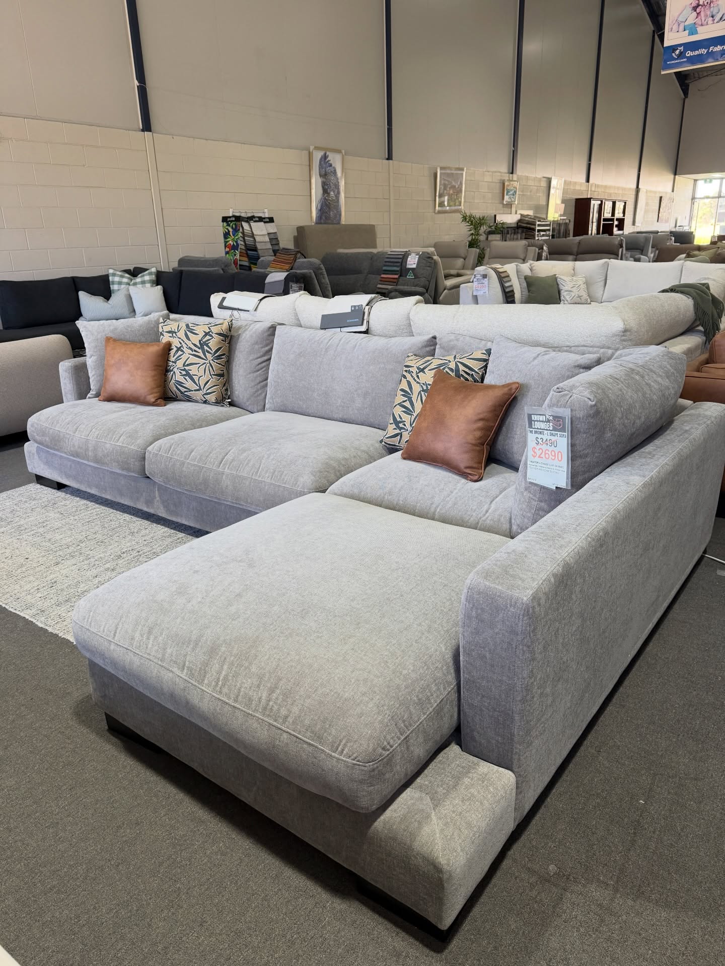 🔥 Sale alert! Our Bronte Chaise only $2190 down from $2690 — IN STOCK NOW and ready to style your space in 3 gorgeous colours! (Medium grey, light grey and beige)
Size - 3200mm x 2150mm
(Available left and right hand facing)
Visit our showrooms today — open 7 days
Vineyard 2765
Minchinbury 2770
www.knownforlounges.com
@knownforloungessydney
#chaisesofa #lshapesofa #loungeroominspo #newhomefurniture #sydneyfurniturestore