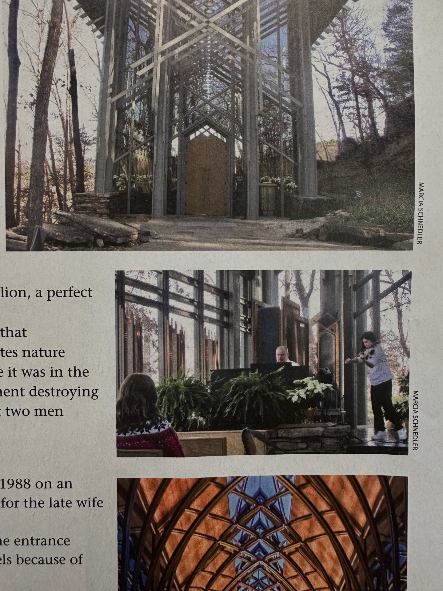 Thanks to @arkansaslivingmagazine for being there when I had Christmas Service @thorncrownchapel in 2026
Love working with @thorncrownchapel ☺️
#thorncrownchapel #eurekasprings #arkansasliving #violinist #musician