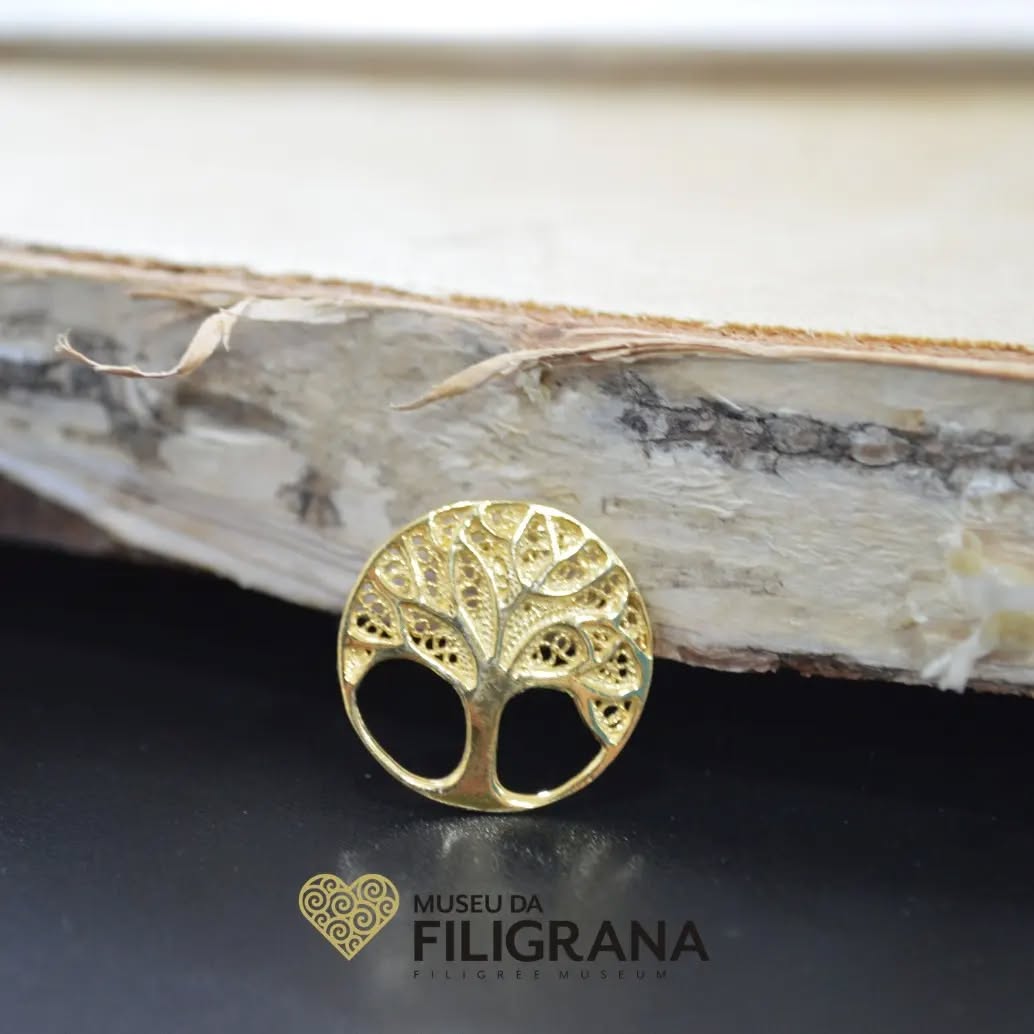 Árvore da Vida
Conheça a nossa coleção de medalhas
https://www.anselmo1910.com/shop-6
#fyp #fy #medalhas #goldplatedsilver #arvoredavida #filigrana