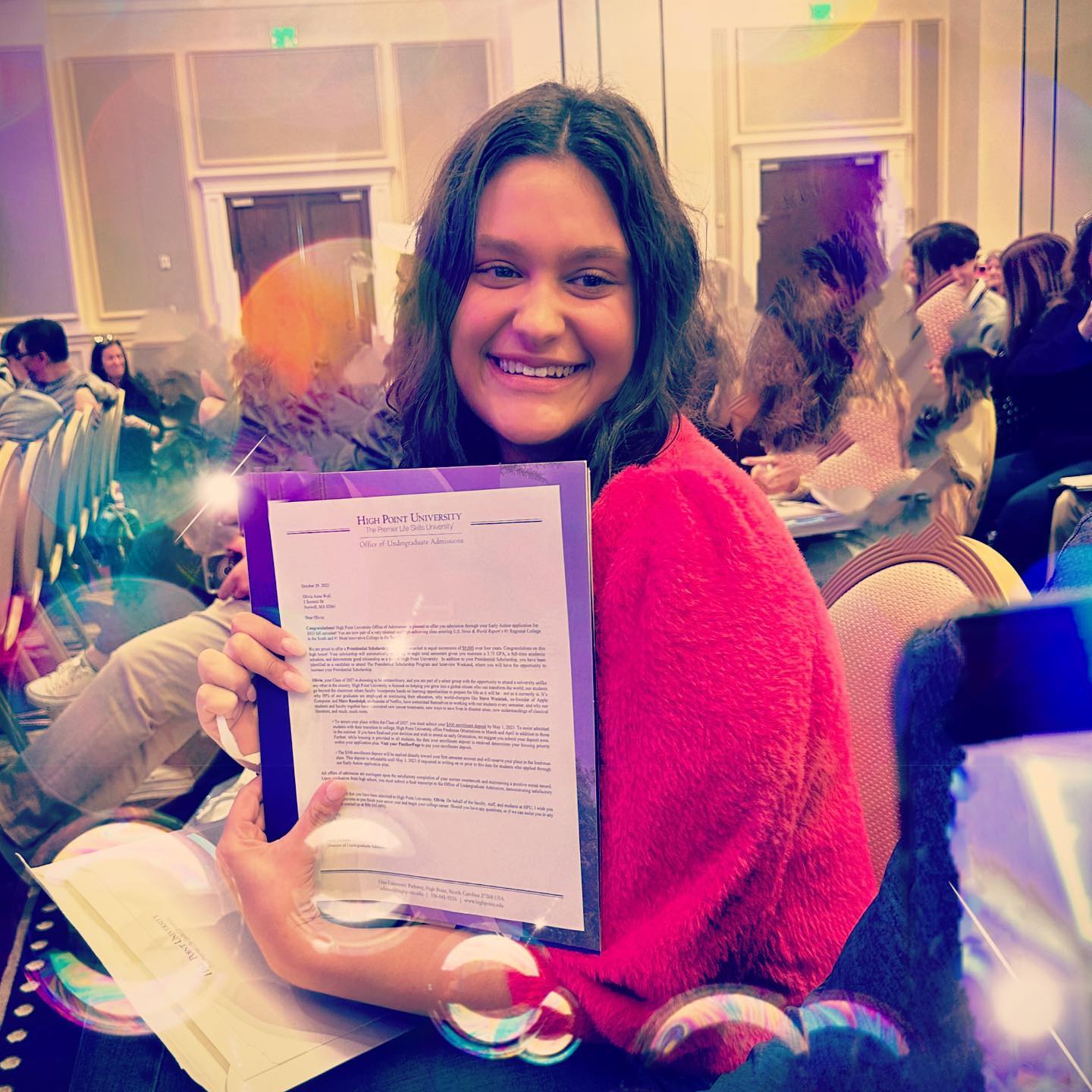 Here’s the face of pure happiness! Congratulations, Olivia on your acceptance to High Point University!!
#trustrebecca #collegebound #cbcbyrebecca #cbcbybaharian #collegeboundcoaching #collegeboundcoachingbyrebecca #collegeboundcoachingbaharian #hpu #hpubound #collegedreamsdocometrue