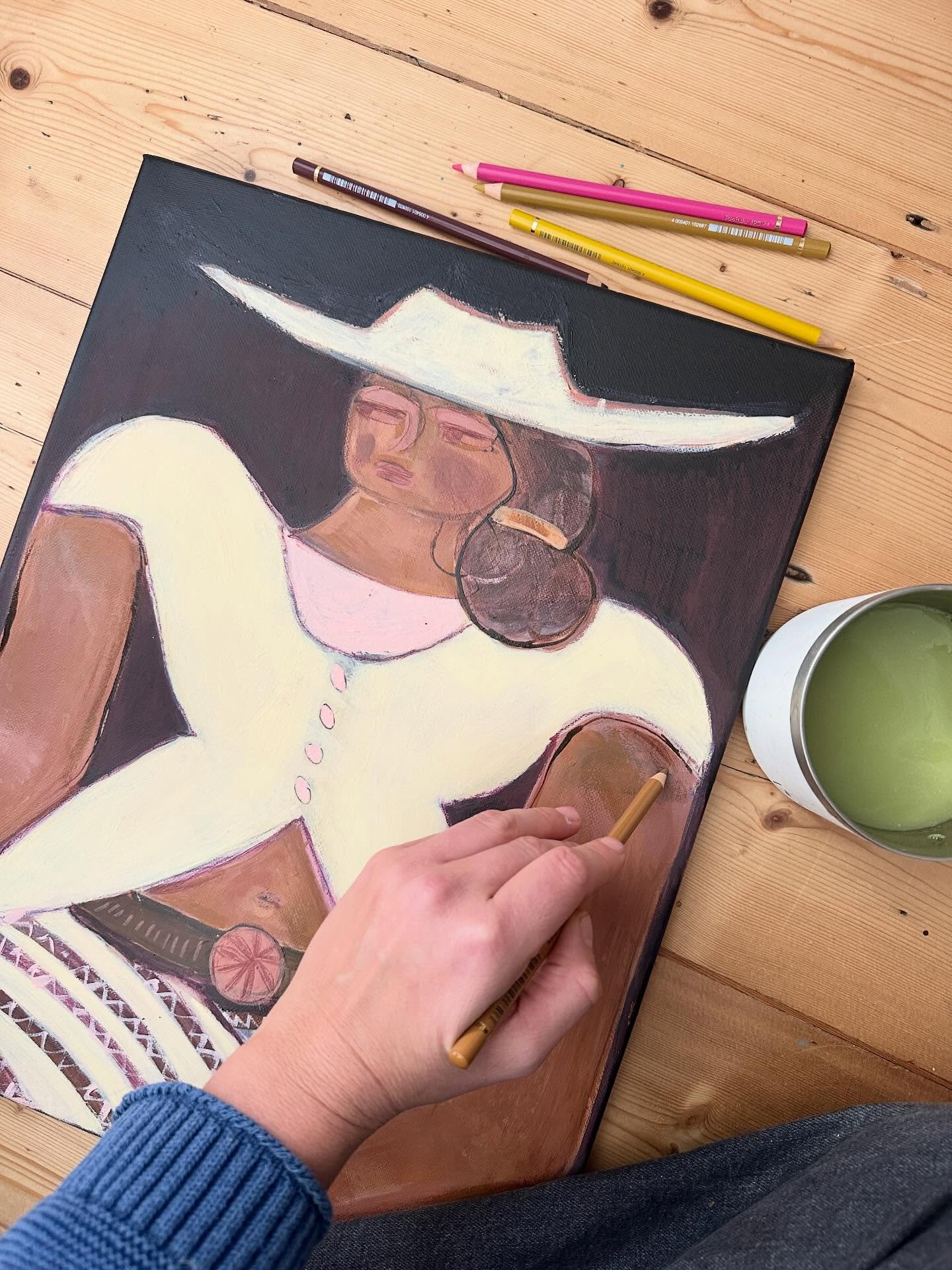 Another weekend of drawing and forcing myself to like matcha 🍵
My obsession with these particular pencils and spending all my money on art supplies continues too.
The sun also came out for what feels like the first time in months, so that was an unexpected surprise. I think everyone I saw on my walk was extra smiley.
New paintings are going live on my website this evening and prints are incoming. Happy Saturday :p
#slowsaturday #cowgirlpainting #cowgirlart #femaleart #cowgirlstyle
•
.