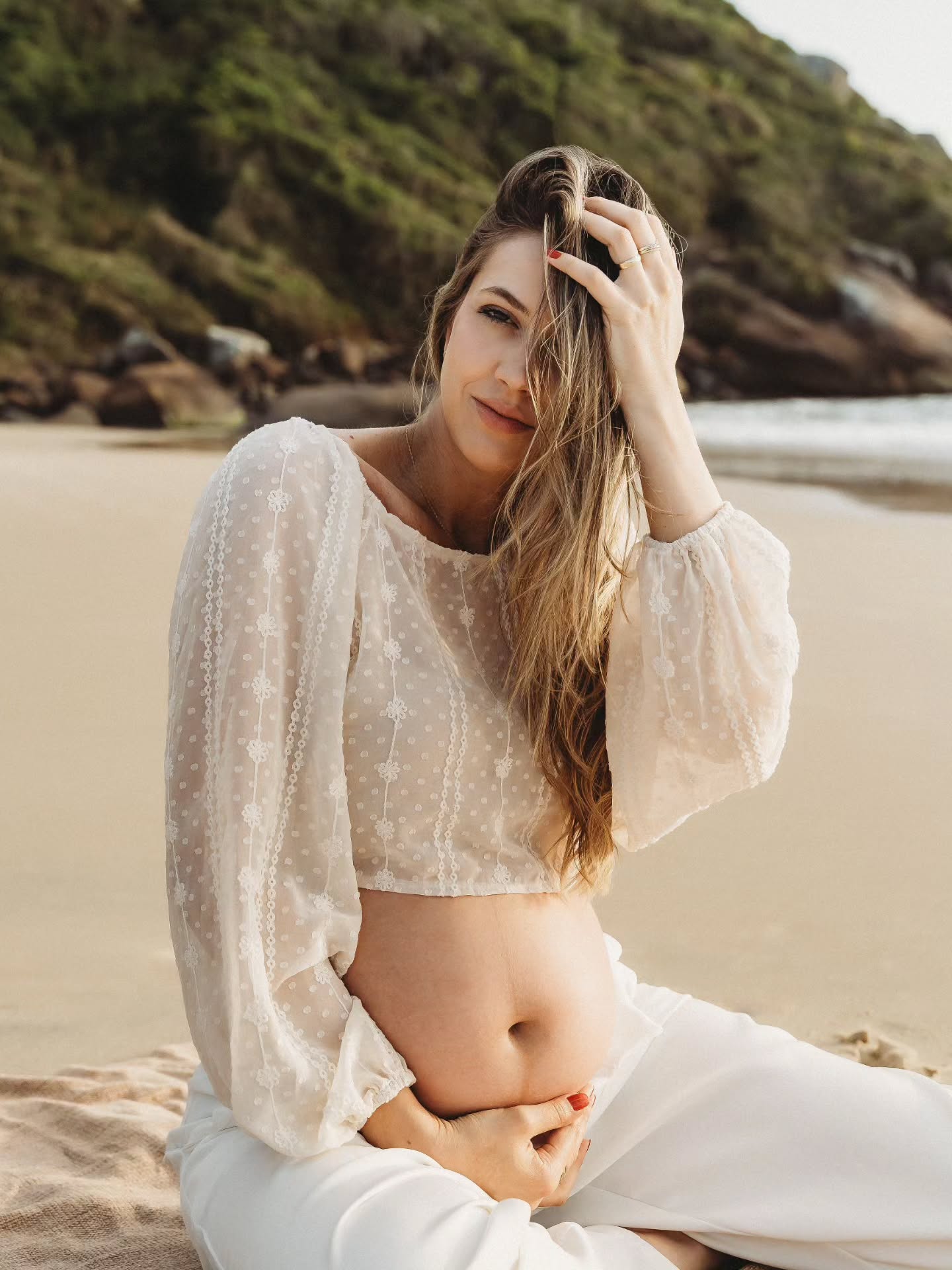 Gestar é viver mudanças reais todos os dias, no corpo, na rotina e na forma de enxergar o mundo
Com eles
Patrícia e Alan 🩷
Nascer do Sol Praia Brava