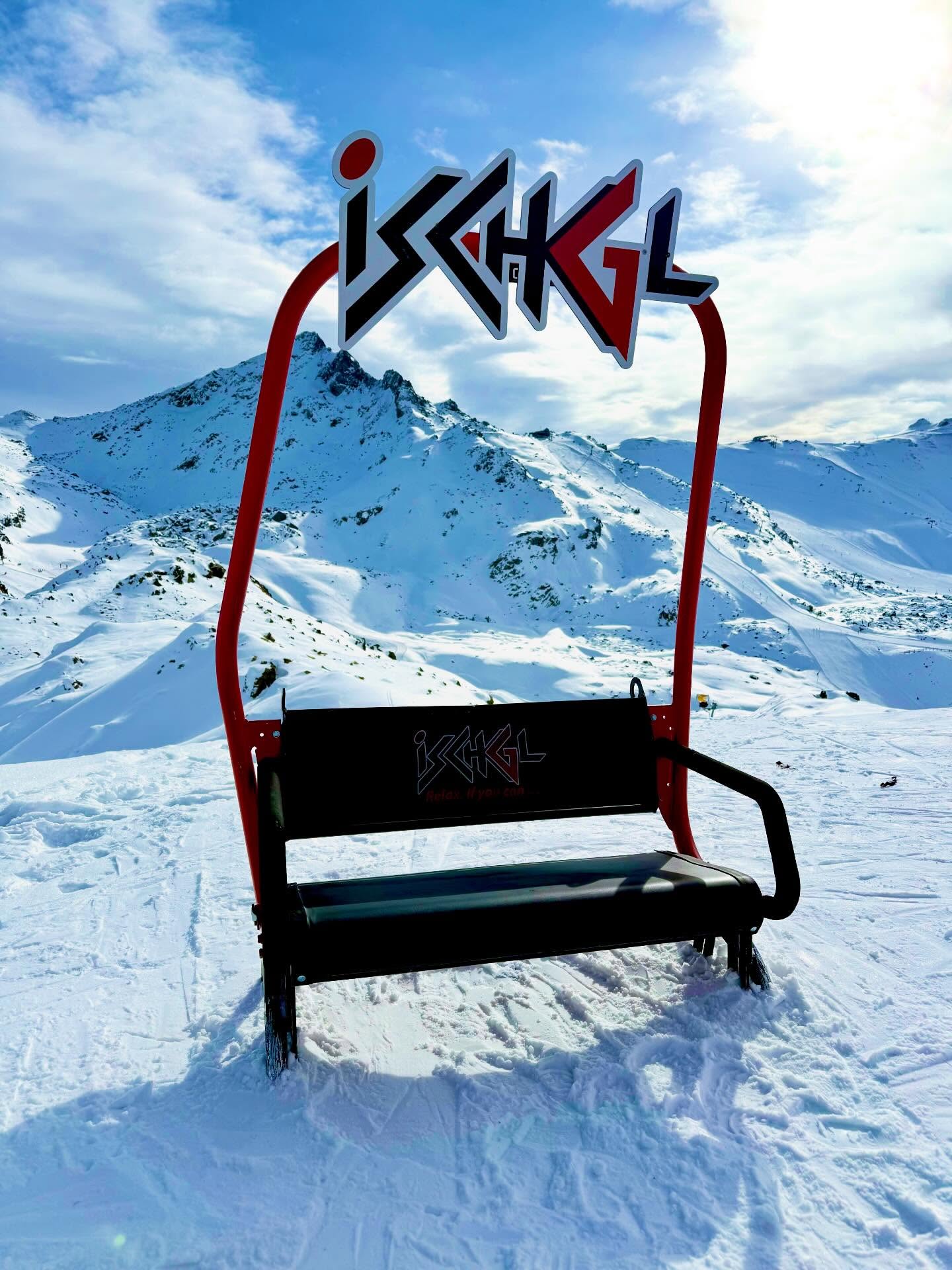 20,000 vertical, earned a rest #ischgl #austria #skiaustria #travelbloggers #retireandtravel