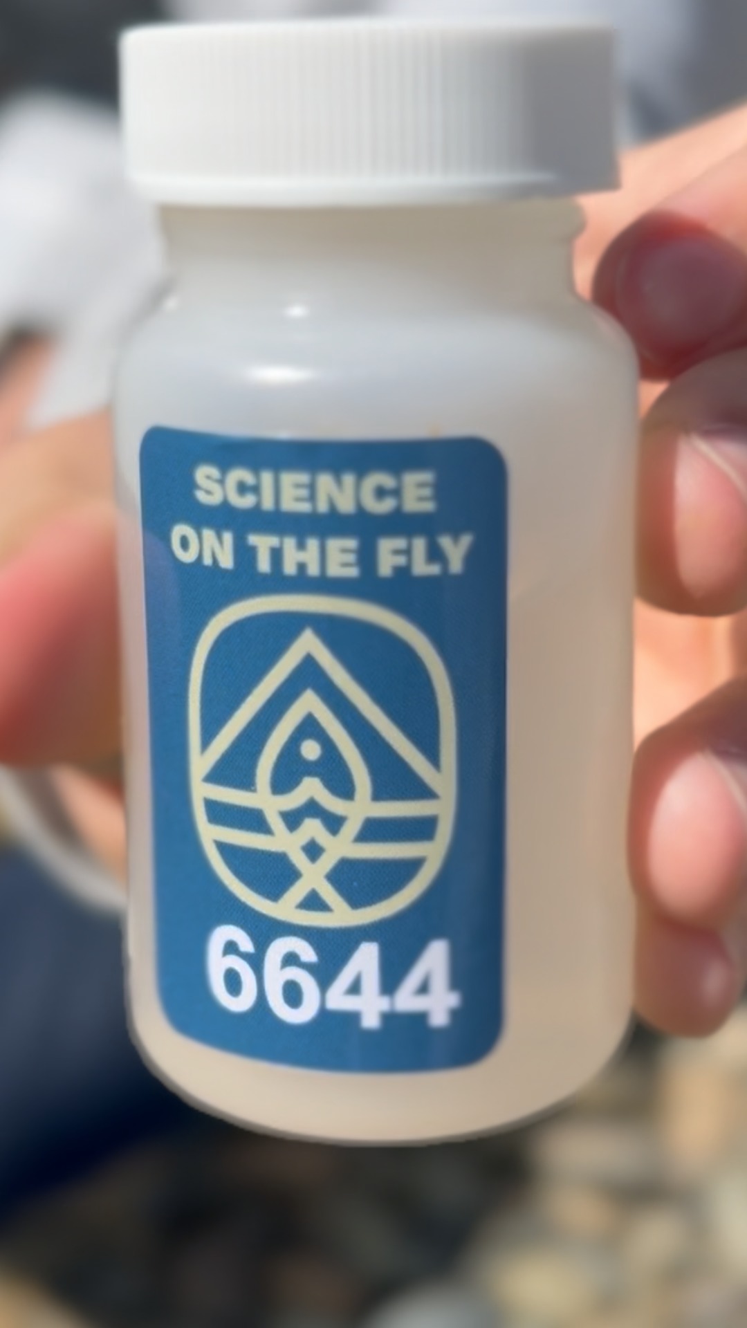 @scienceonthefly y Río Rubens nos unimos bajo un objetivo común: recolectar datos ciudadanos y técnicos que aseguren la permanencia de estos ecosistemas vírgenes. Cada muestra de agua cuenta una historia sobre el cambio climático y la salud global del planeta.
#CienciaCiudadana #RioRubens #CambioClimatico #Conservacion #Ecosistemas #CalidadDelAgua #MedioAmbiente #Sostenibilidad #DatosAmbientales #ProteccionNaturaleza
--------------------------------------------------------------------------------
@scienceonthefly and Río Rubens join under a common goal: collecting citizen and technical data to ensure the permanence of these pristine ecosystems. Every water sample tells a story about climate change and the global health of the planet.
#CitizenScience #ScienceOnTheFly #ClimateChange #WaterQuality #Conservation #PristineEcosystems #EnvironmentalData #GlobalHealth #NatureConservation #Sustainability