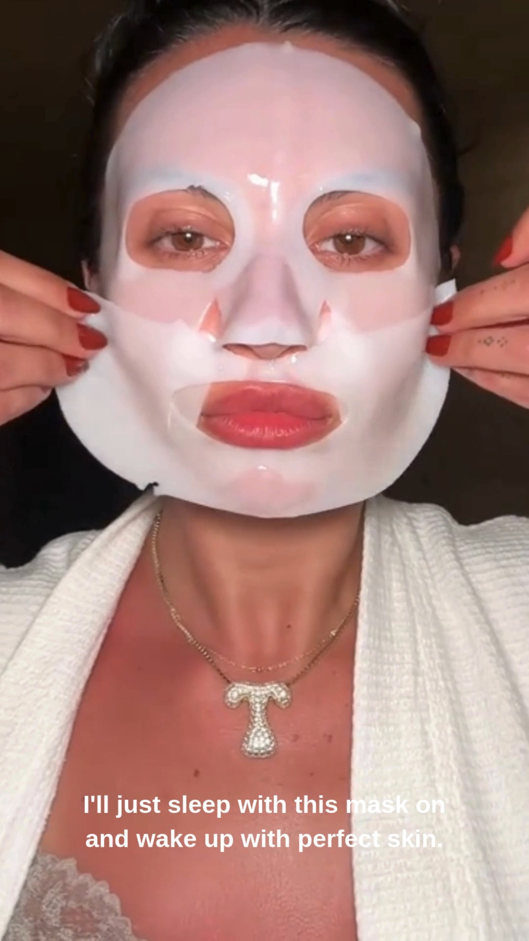 You finally cracked the code for 'Glass Skin' in the UK ✨
I’ve been testing this Bio-Collagen mask and I’m actually obsessed. It goes on white and literally melts into your skin while you sleep. No mess on the pillow, just a literal facial in a box.
My pores? Blurred. My skin? Hydrated even in this freezing weather. It’s a 10/10 for me. ☁️✨
Tap the link in bio to get yours before the next restock! 🔗👇#ukbeauty #glassskin #skincareroutine #morningglow #collagenmask #londonlife #selfcareuk
