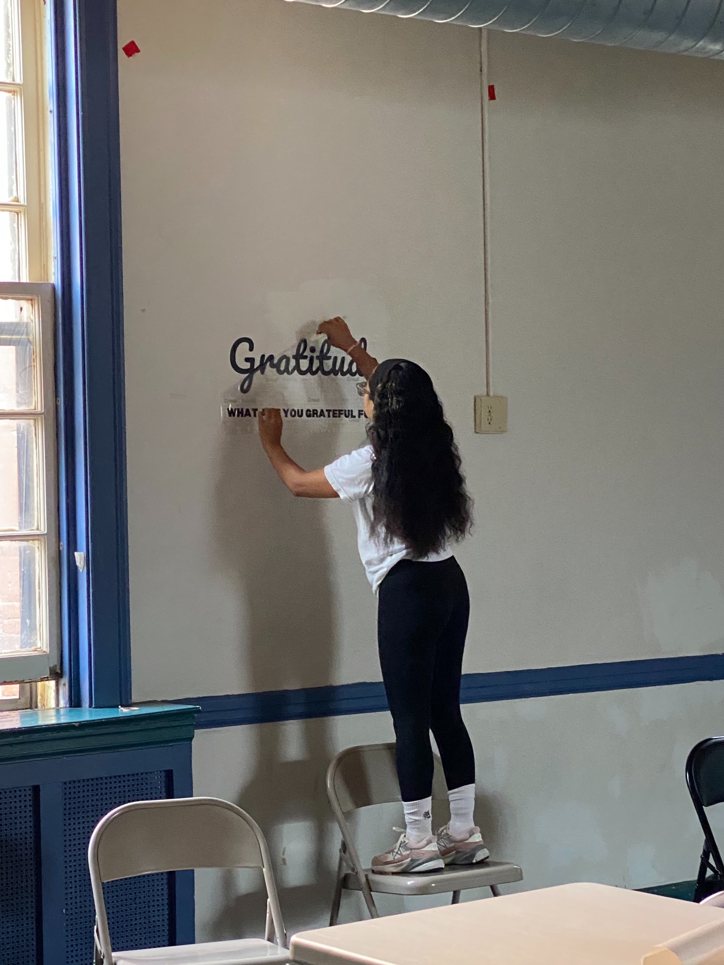 A Full Circle Journey ✨
They say you should become the person you needed when you were younger. This past year at @thecentersohio H.O.P.E. Campus, we did exactly that.
As I wrap up my year-long contract, I’ve been sitting in deep reflection. This wasn’t just a job for me; it was a soul-mission. 🦋
I grew up in the exact same neighborhood as the campus. At 16, I was a high school dropout. Not because I didn’t want to learn, but because I was drowning in mental health conditions I didn’t have the words for. I had no tools, no access to care, and nobody to lean on who understood the weight of what I was carrying. Back then, my mental health felt like a barrier I couldn’t climb over.
Today, through Self Love Club, I get to hand these youth the “map” I wish I had at their age. 🗺️💖
Our mission is simple but life-changing: providing accessible self-care and mental wellbeing through social and emotional learning. This year, we didn’t just talk about healing—we lived it.
🌱 We felt the soil at Rid-All Farms.
🌸 We found peace among the blooms at the Botanical Gardens.
🛡️ We learned that boundaries aren’t walls, but the gates that keep us safe.
To watch these youth go from defensive survival mode to leading their own sessions and setting healthy “I” statements is the greatest reward I’ve ever received. They are mastering themselves in ways I couldn’t have imagined at their age.
A huge thank you to their Executive Director and Dr. Caringi for believing in Self Love Club. Thank you for trusting us to hold this safe space and for understanding that when we give a child the tools and resources, we can change their entire trajectory. 🙏🏽
Thank you to @2222abz for being our program assistant all year long, sharing your light with them and being a positive role model. We are all so proud of you! 🎓
To the 16-year-old me who felt lost in the neighborhood: We made it back. And we brought the resources with us. 🫶🏽
*brb, I’m not crying – you are* 🥹