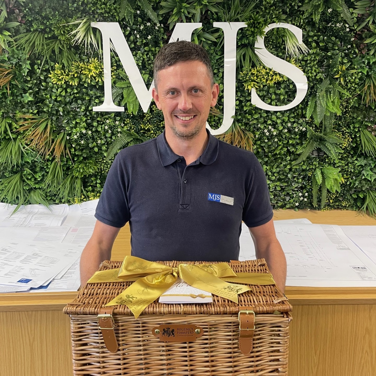 Congratulations to Stuart, who has been working at MJS for 10 years!