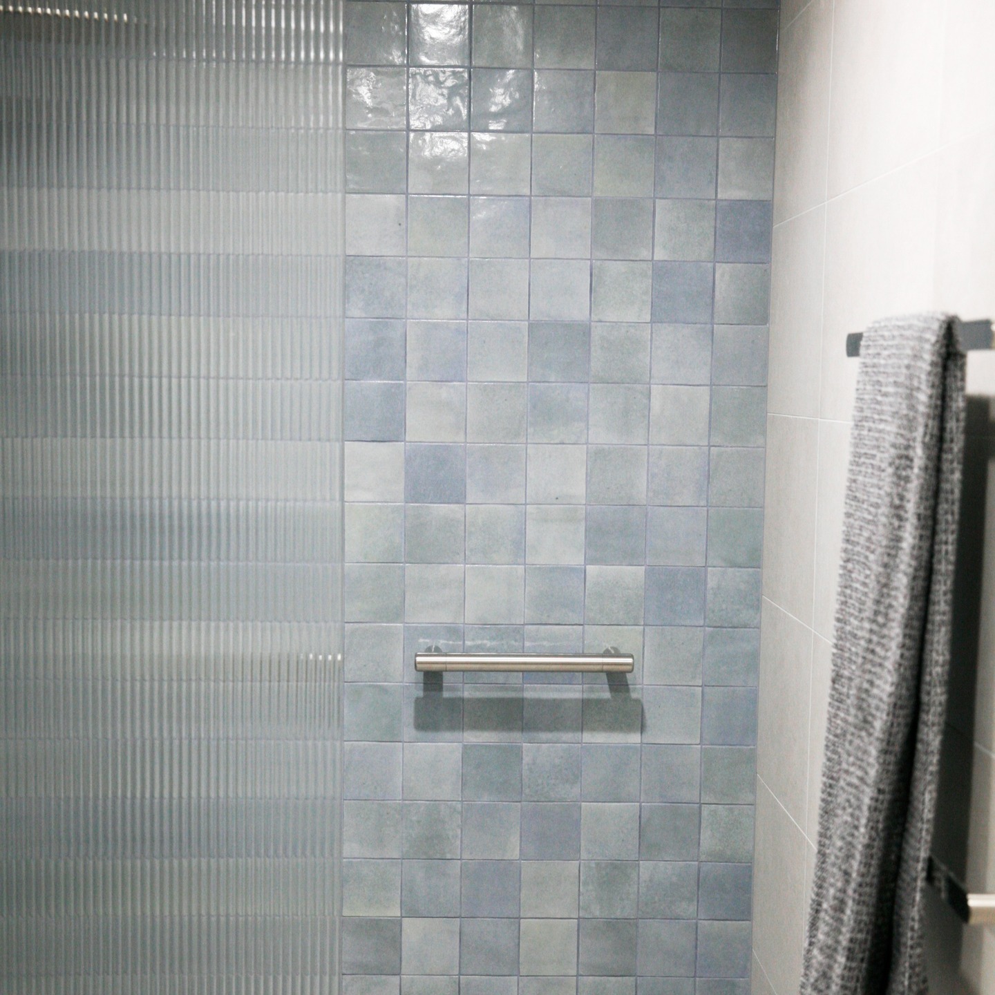 A shower finished in ocean-blue zellige tiles becomes a quiet ritual.
Grounded by Terrazzo tiles underfoot, the Bronte Residence bathroom is composed as a study in contrast: cool and tactile, softened by warmth, shaped by restraint.
For considered interiors, connect with us directly.
Interior Design: @theescapistco
Photography: @portraitssydney
Builder: @crea8iveconstruction
#theescapistco #SydneyInteriors #BathroomInspo #residential #bathroom #projects
#DesignDetails
#BronteNSW #AustralianDesign