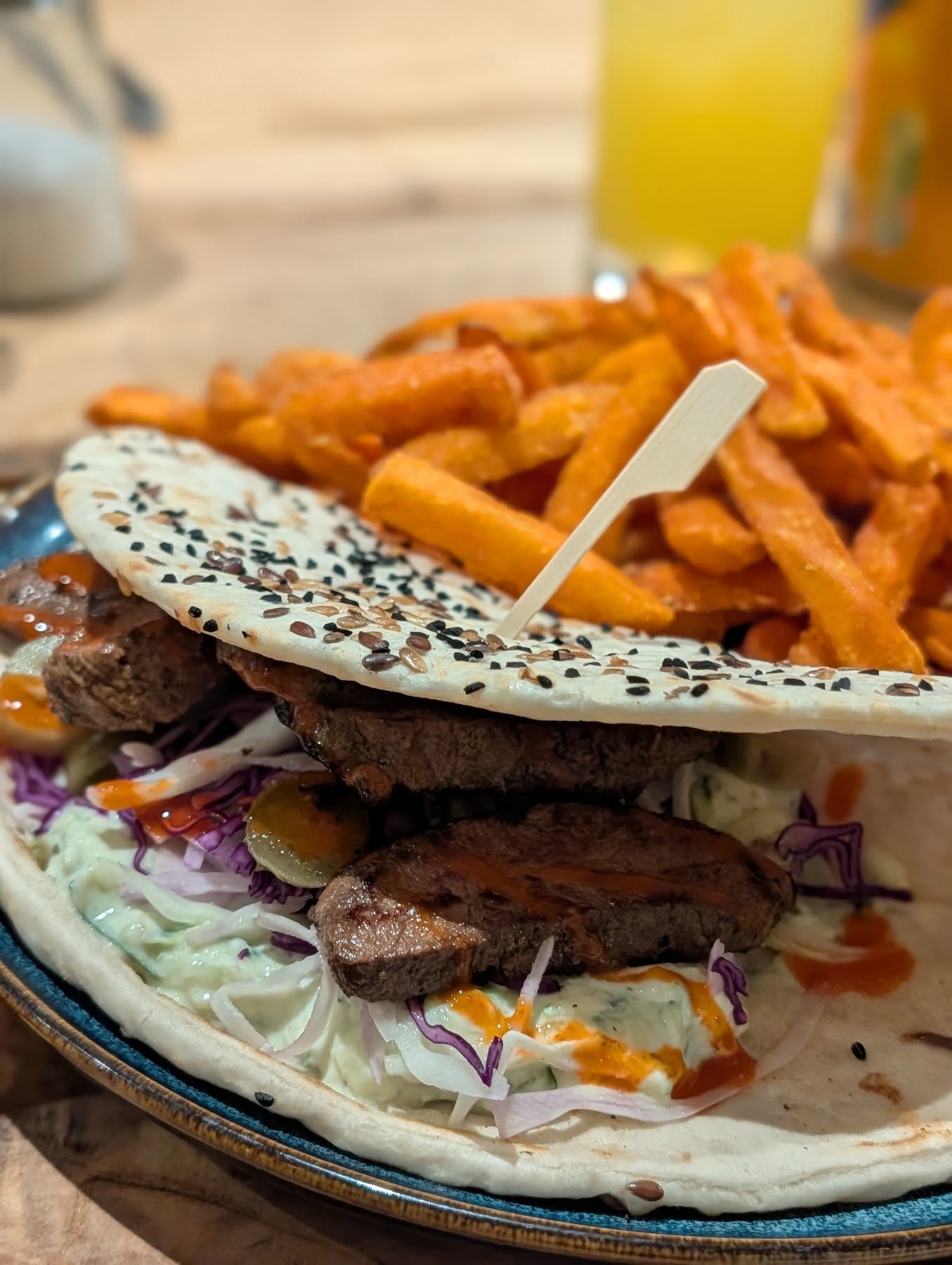 Venison Kebabs were a hit at last night's quiz. Thanks to everyone that came along, and to Sammy for hosting. The next one is hotly anticipated, with Woody hosting on 18th Feb!