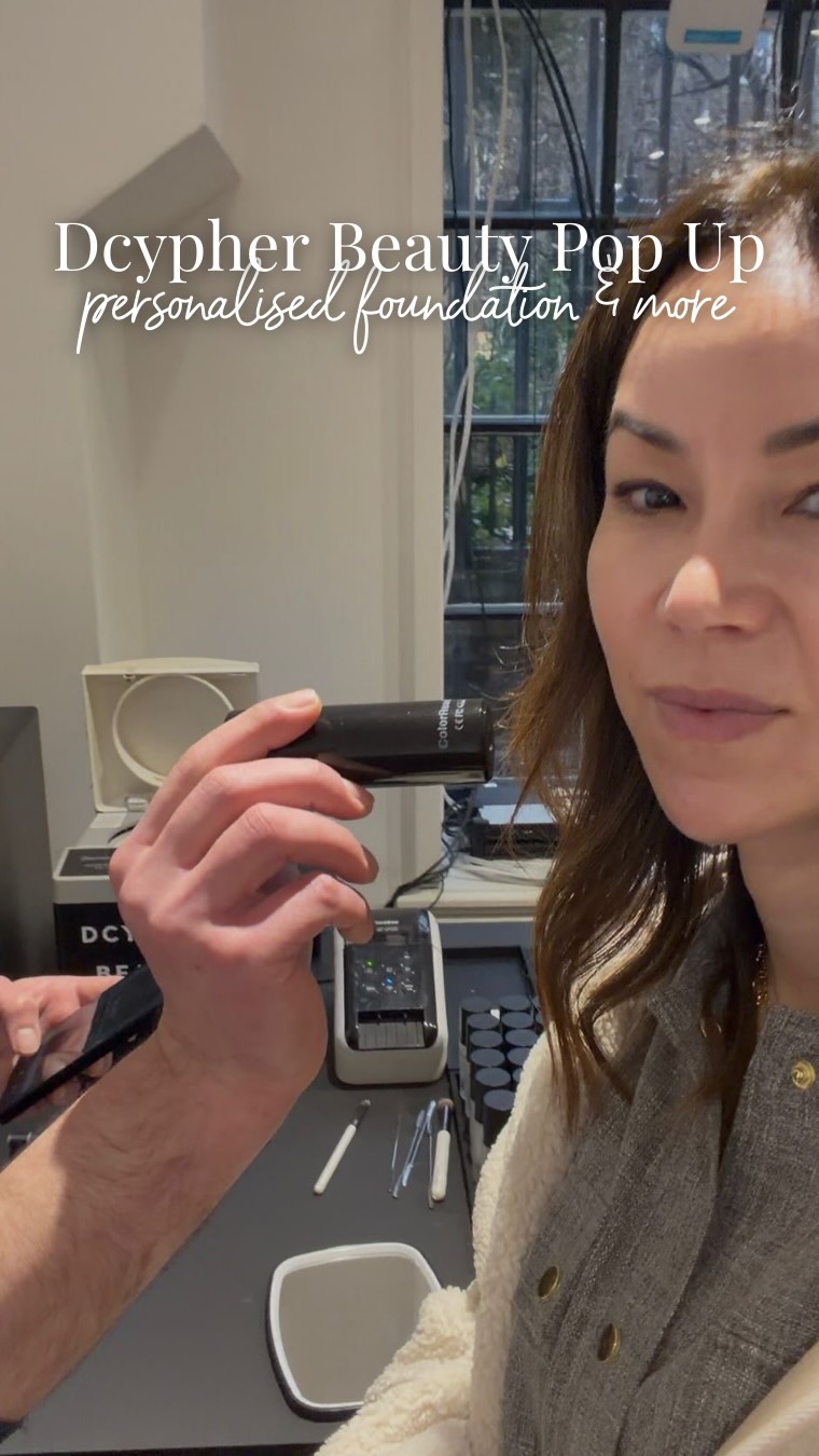 If you’re in Covent Garden until 5th March, don’t miss the @dcypherbeauty free beauty pop-up! ✨
Get a custom foundation with AI shade matching, enjoy personalised skin consultations, and discover 8 amazing indie brands all in one space, featuring some of my faves like @wearerum , @kliraworld and some amazing brands that were new to me like @reesonbeauty and @hildunbeauty 💄
📍 29 Henrietta Street - go check it out!