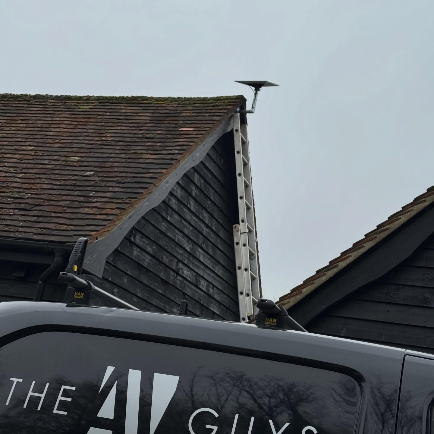 🚀 Busy week at AV GUYS! 🚀
We’ve just wrapped up THREE Starlink installations this week 💪📡
That means super-fast broadband for our customers — even in the trickiest locations — paired with TP-Link Omada Wi-Fi systems to deliver rock-solid, high-speed coverage throughout their entire properties 🏡📶
From lightning-fast internet at the source to seamless Wi-Fi in every room, we make sure your connection works everywhere, not just next to the router.
If you’re fed up with slow speeds, dropouts, or dead zones… you know who to call 😉
#AVGuys #Starlink #Starlink #SuperfastBroadband #WholeHomeWiFi Omada SmartHomes ConnectivitySolved