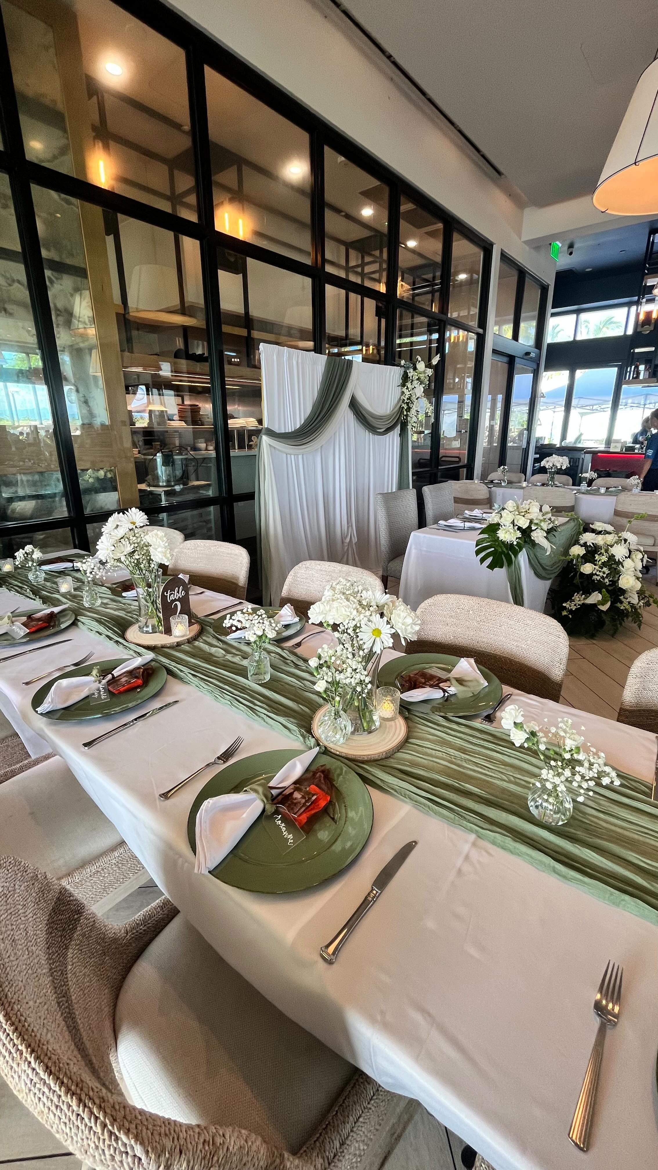 When you make your wedding day your own featuring a Labubu toss and having close friends and family help you add those personal touches. Congratulations J+J!