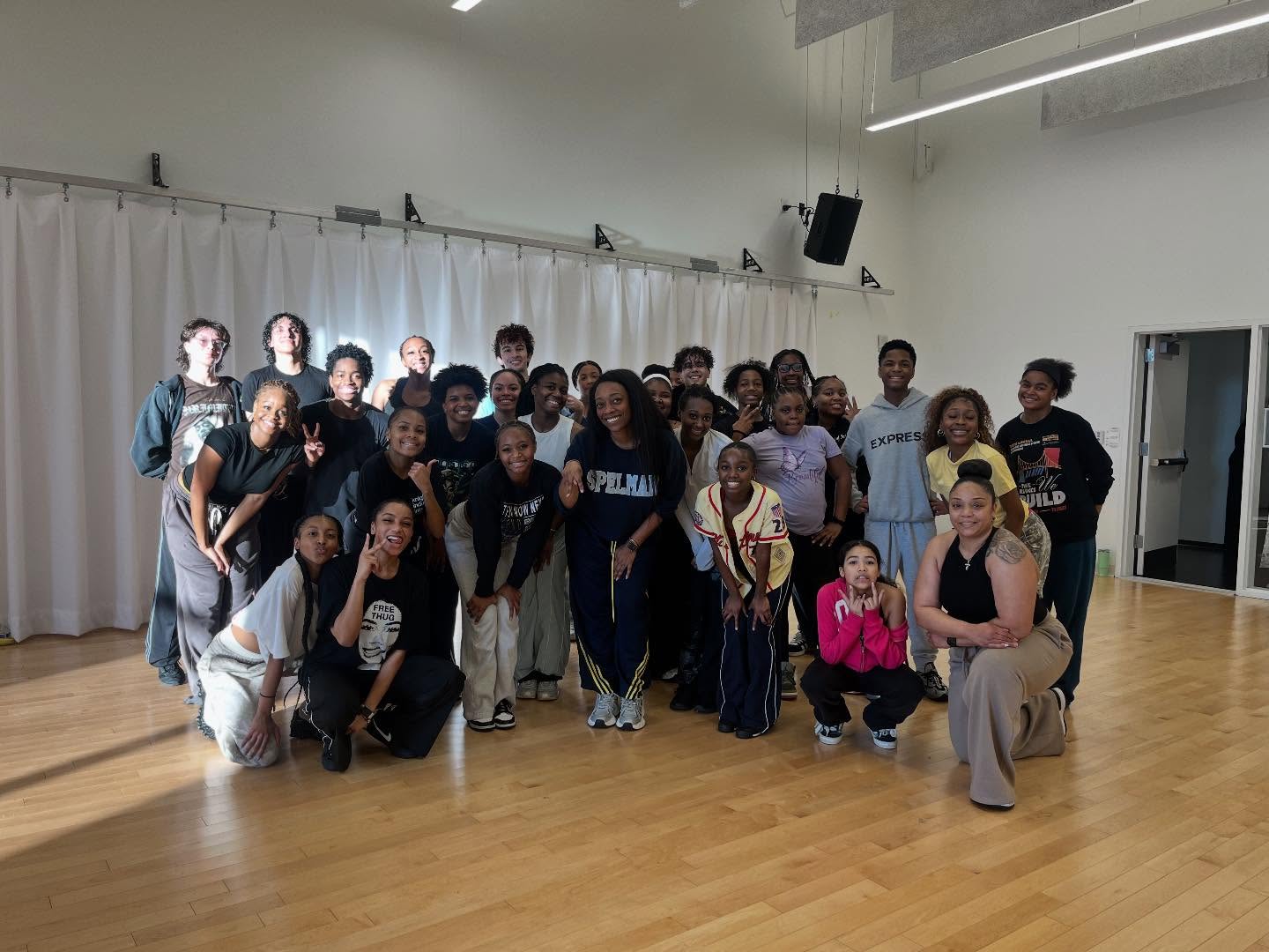 Amazing time welcoming @iabdinc to the A-Town! These dancers from all over the country got to experience some Atlanna swag with me in my hip hop class, and did an outstanding job 🖤!! Thank you! 🙏🏾