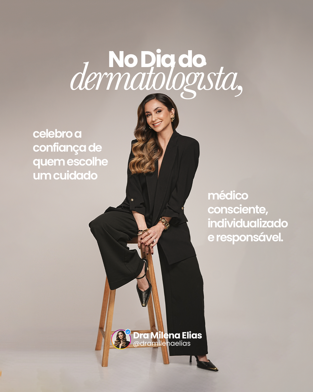 Ser dermatologista, pra mim, é muito mais do que tratar pele ou cabelo. É estar ali de verdade, ouvindo inseguranças, ajudando a reconstruir autoestima e acompanhando de perto pequenas e grandes mudanças no espelho de cada paciente.
Ao longo desses anos de consultório, aprendi que cada mancha, cada ruga, cada queda de cabelo vem com uma história junto. E é um privilégio poder cuidar disso com responsabilidade, carinho e verdade.
No Dia do Dermatologista, o que eu mais sinto é gratidão por quem senta na minha frente e confia em mim para fazer parte desse cuidado.
Obrigada por me deixarem caminhar ao lado de vocês.
