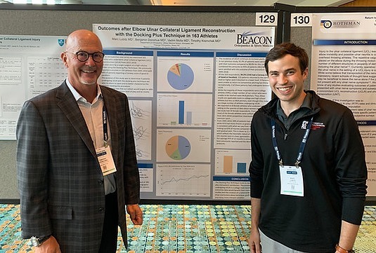 Presenting our research on outcomes after Tommy John Surgery at the combined @aossm_1972 @aanaorg meeting last summer.
.
.
.
.
.
#aana #aossm21 #aossm #sportsmedicine #baseball #tommyjohn #uclreconstruction