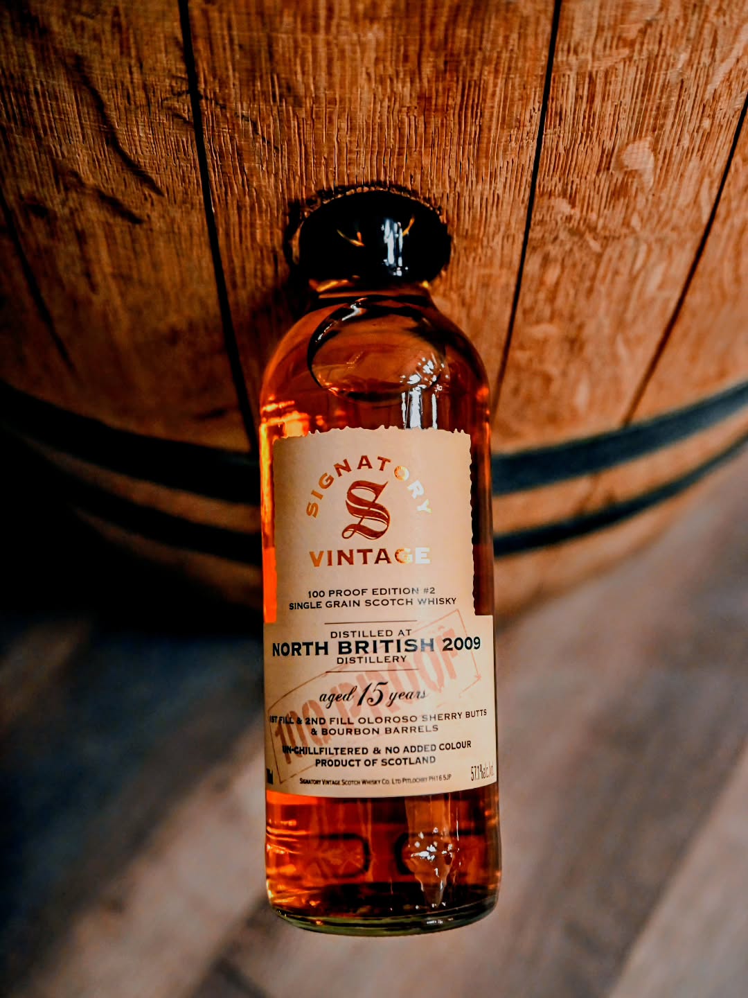 What's in your bung hole currently?
If you are as lucky as I am, you might have a great bottle of North British single grain whisky from @signatoryvintage1988 in it!
Aged 15 years in a combination of 1st and 2nd fill oloroso sherry and ex-bourbon barrels and bottled at 100 proof (that's imperial proof) so 57.1% abv.
The mixture of casks is actually a blessing for this one. There was just more in complexity of flavours. The sherry casks come through with a touch of leather and berry red fruits. A cereal like note comes through and a nice vanilla caramel.
This is a very bung hole worthy bottle. I believe it will only get better after some time and air.
.
.
.
.
.
#singlegrain #northbritish #whisky #signatory #bunghole