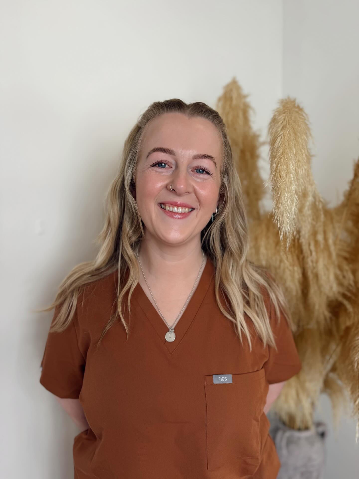 Meet Bianca ✨
We are thrilled to welcome Bianca as our new Senior Therapist at embellir, joining us from the week of the 24th February.
Bianca brings a beautiful warm energy to the clinic, along with a wealth of experience and expertise in brows and advanced skin treatments. Her passion for her craft and caring nature make her a perfect fit for our team! We just know you’re going to love her as much as we do.
Bookings to see Bianca are now open via our website www.embellir.co.nz we can’t wait for you to meet her in clinic 🤍