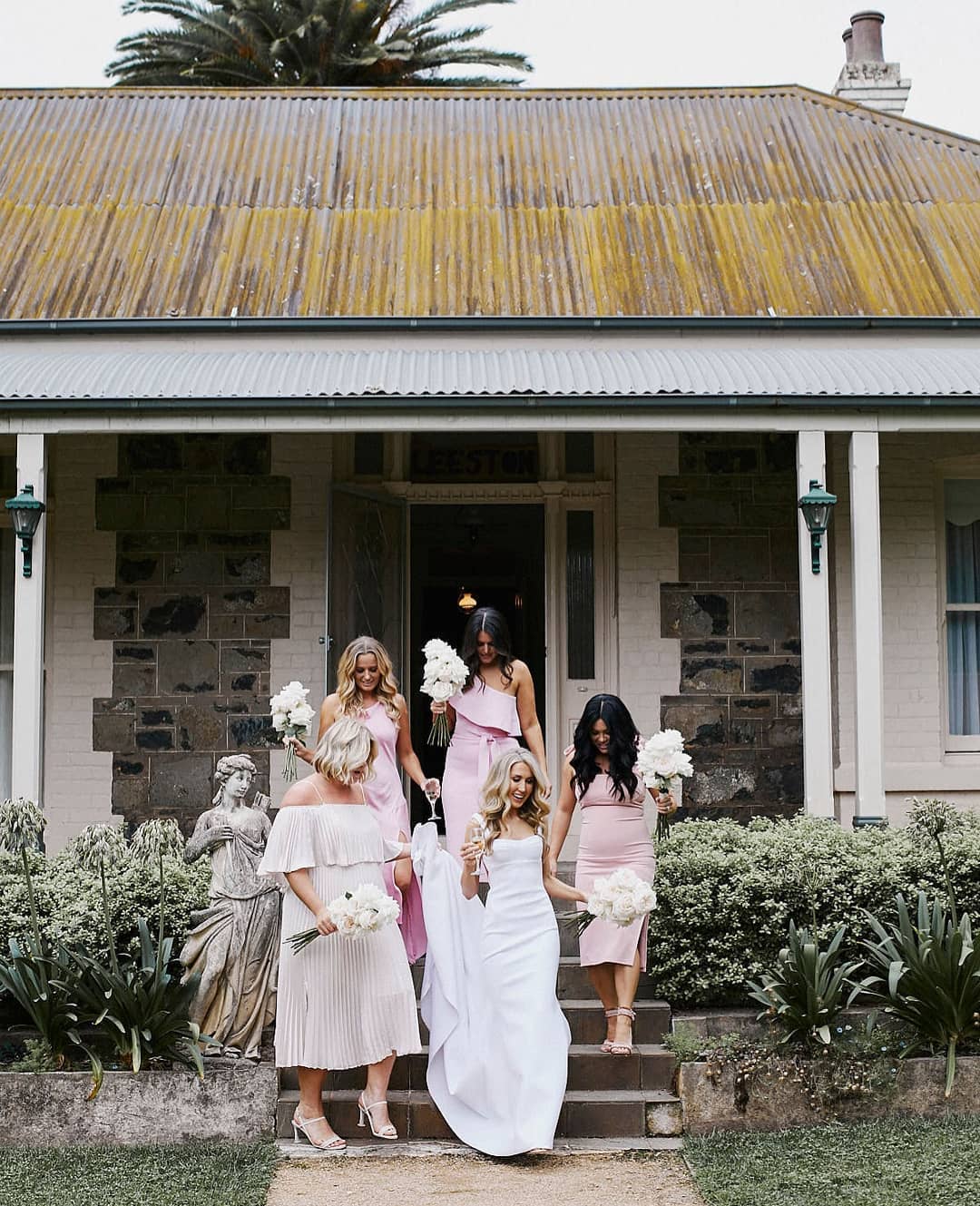 Lovely Laura and her beautiful bridesmaids 💕 📷 @the_loved_ones
Hair and bridal makeup by @lilyandcohair
Bridesmaids' makeup by @beachless_beauty
Blooms by @floralsandco
.
.
.
.
.
.
.
#bride #bridesmaids #bridalhair #bridalmakeup #lilyandco #beachlessbeauty #wedding #weddingday #weddinginspiration #weddingphotography #gardenwedding #homestead