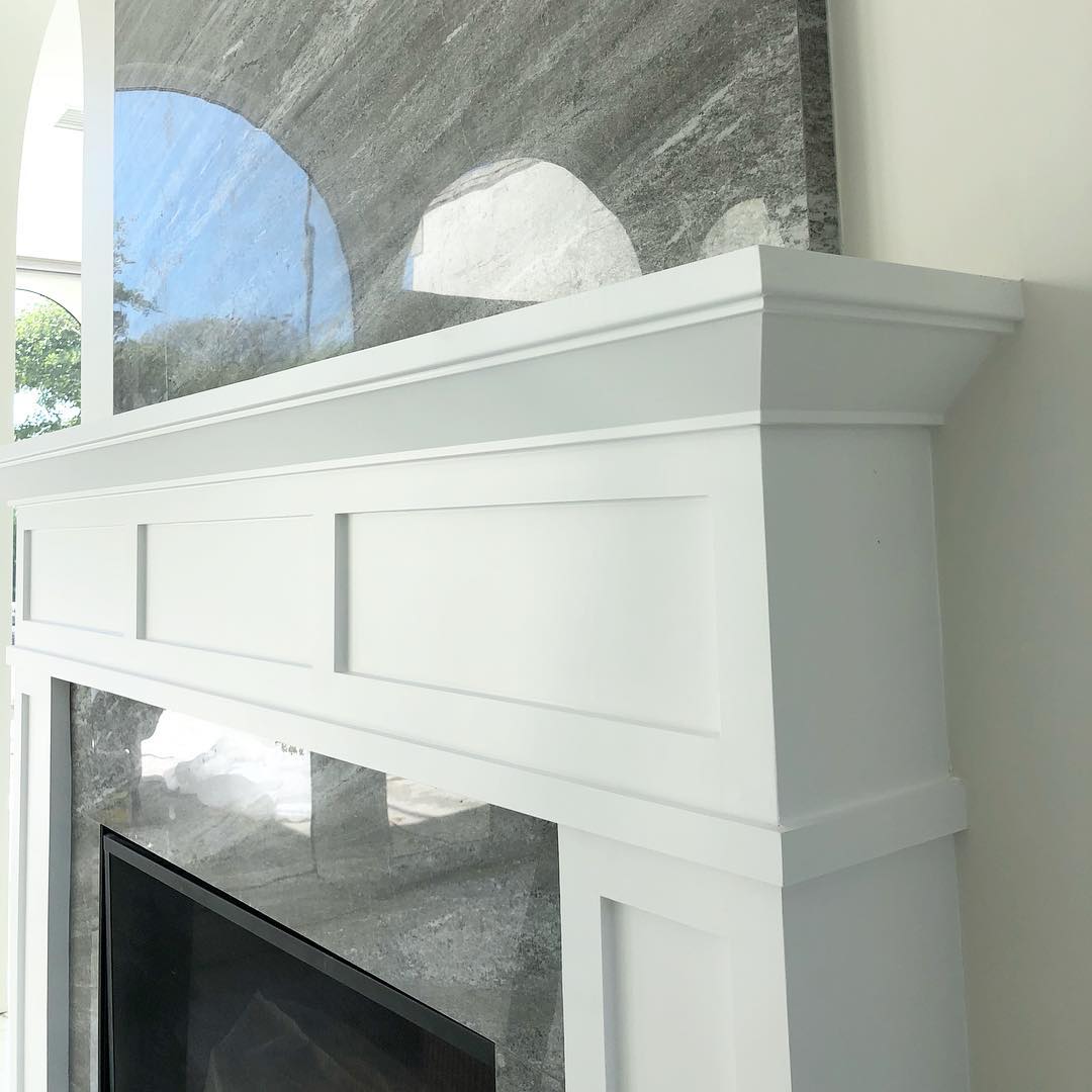 Thrilled with our Toulon fireplace design. #fireplacedecor #newportbeachhomes #sulisoinc #after