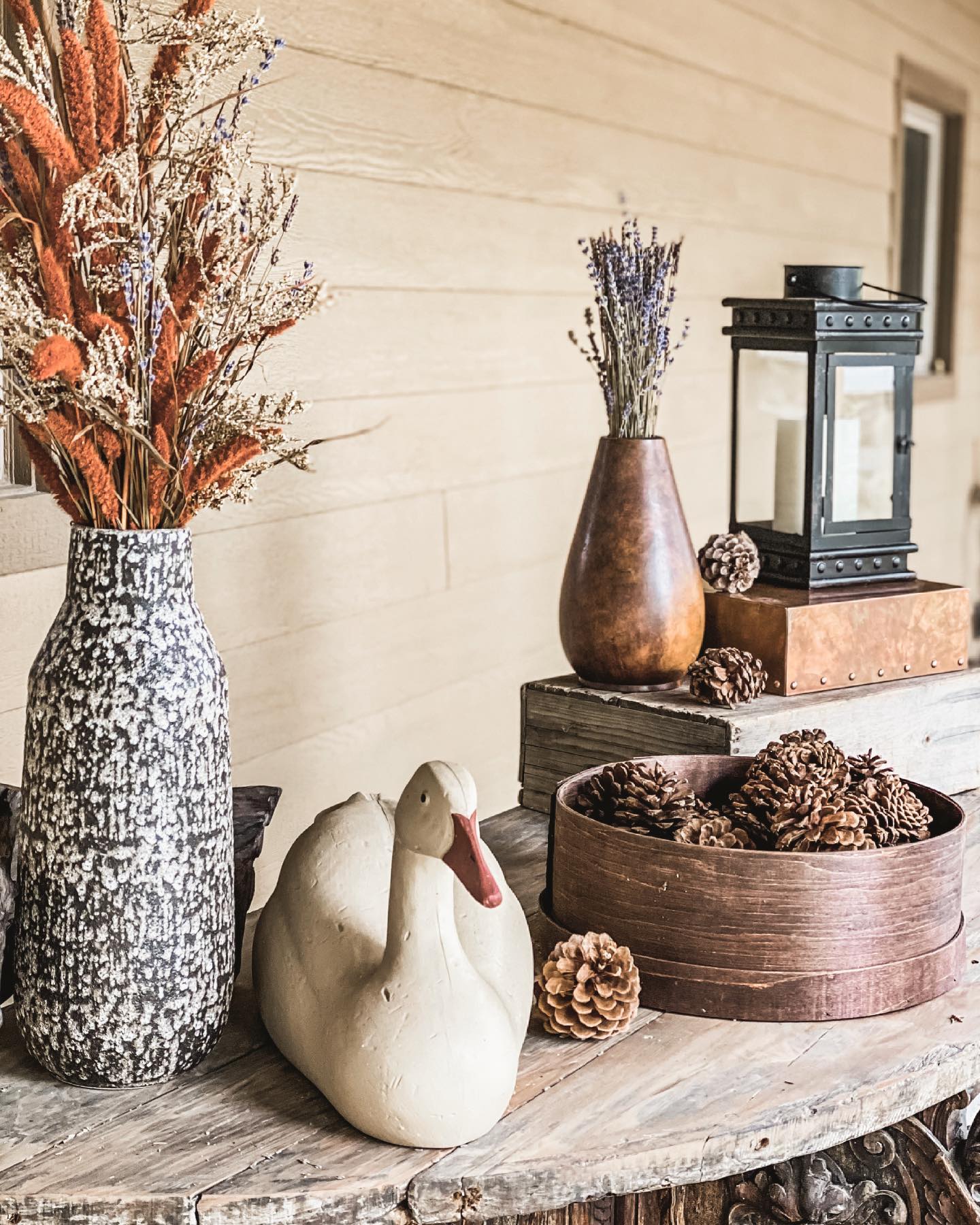 We had so much fun putting together this perfect greeting on the front patio of this lovely home on the Swan River in beautiful Bigfork, MT!
#outdoordecor #gardentable #frontentrydecor #customdecor #repurposedobjects #swanriver #flatheadvalleymontana #bigforkmontana #strongholddesign