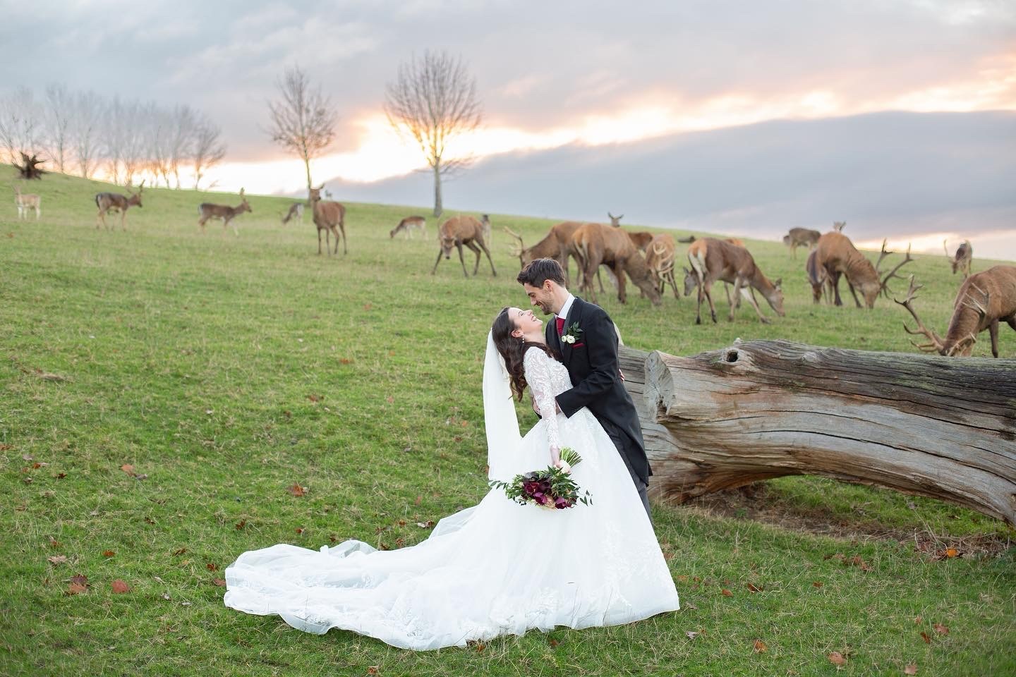 Happy Friday guys, hope youโre all ok ๐ฅฐ
I will be announcing Motherโs Day and Easter mini shoots next week, so so excited to show you the set up ๐ค๐ค๐ค๐ค have a lovely weekend everyone!