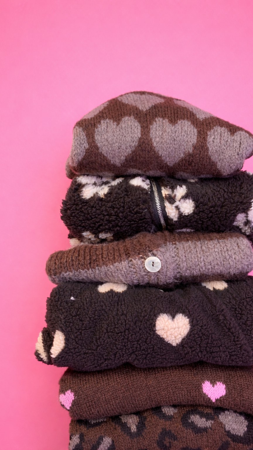 Toi aussi tu es accro au marron ? Alors voici une semaine avec ta couleur chouchou 🤎
#marron #pull #eshop